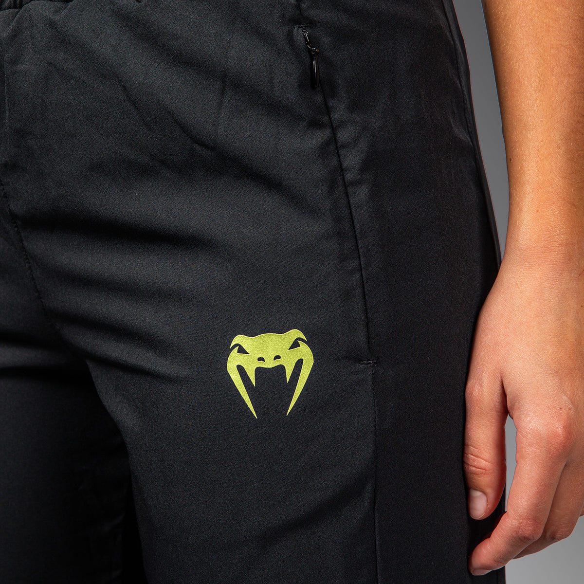 Pantalon Coupe Droite pour Femmes UFC Fusion by Venum Fight Week - Champion - product-type_Pantalons de jogging