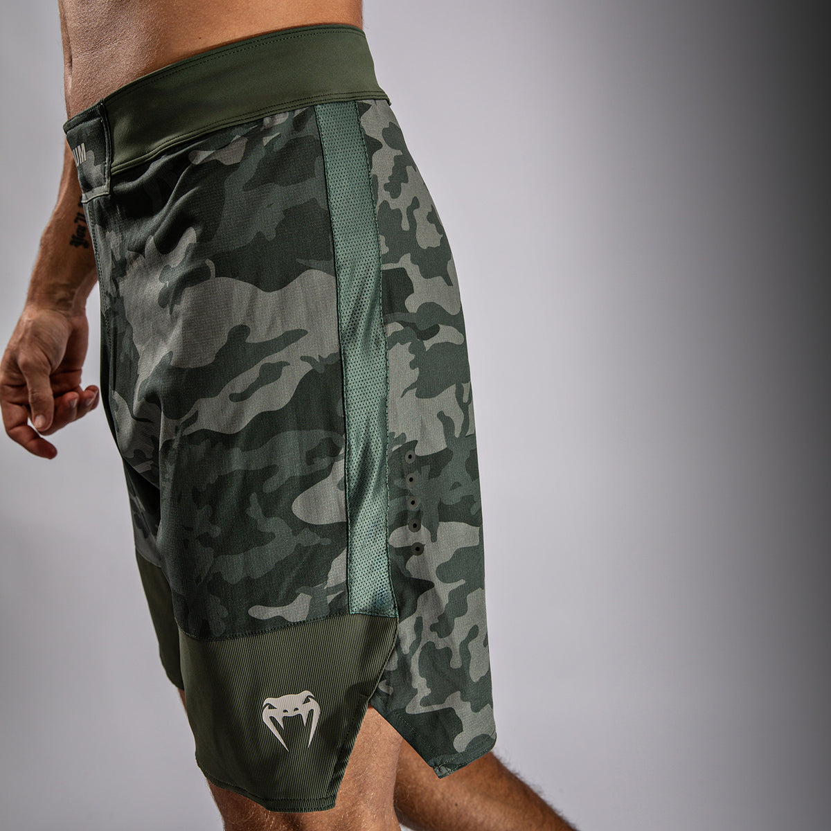 Short de Combat Venum G-Fit Air pour Hommes - Camo Militaire - product-type_Shorts de MMA