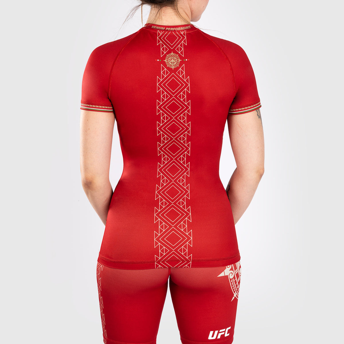 Noche UFC by Venum Authentic Fight Night Rashguard à manches courtes pour femme - Rouge - product-type_T-Shirts de Compression