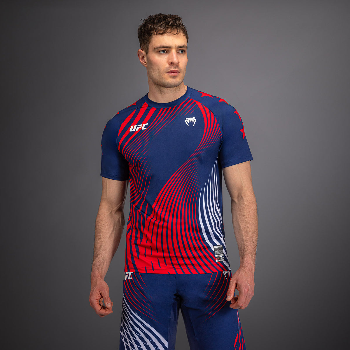Official UFC Freedom 250 by Venum Authentic Fight Night Maillot Walkout pour homme - Bleu - product-type_T-Shirts Dry Tech