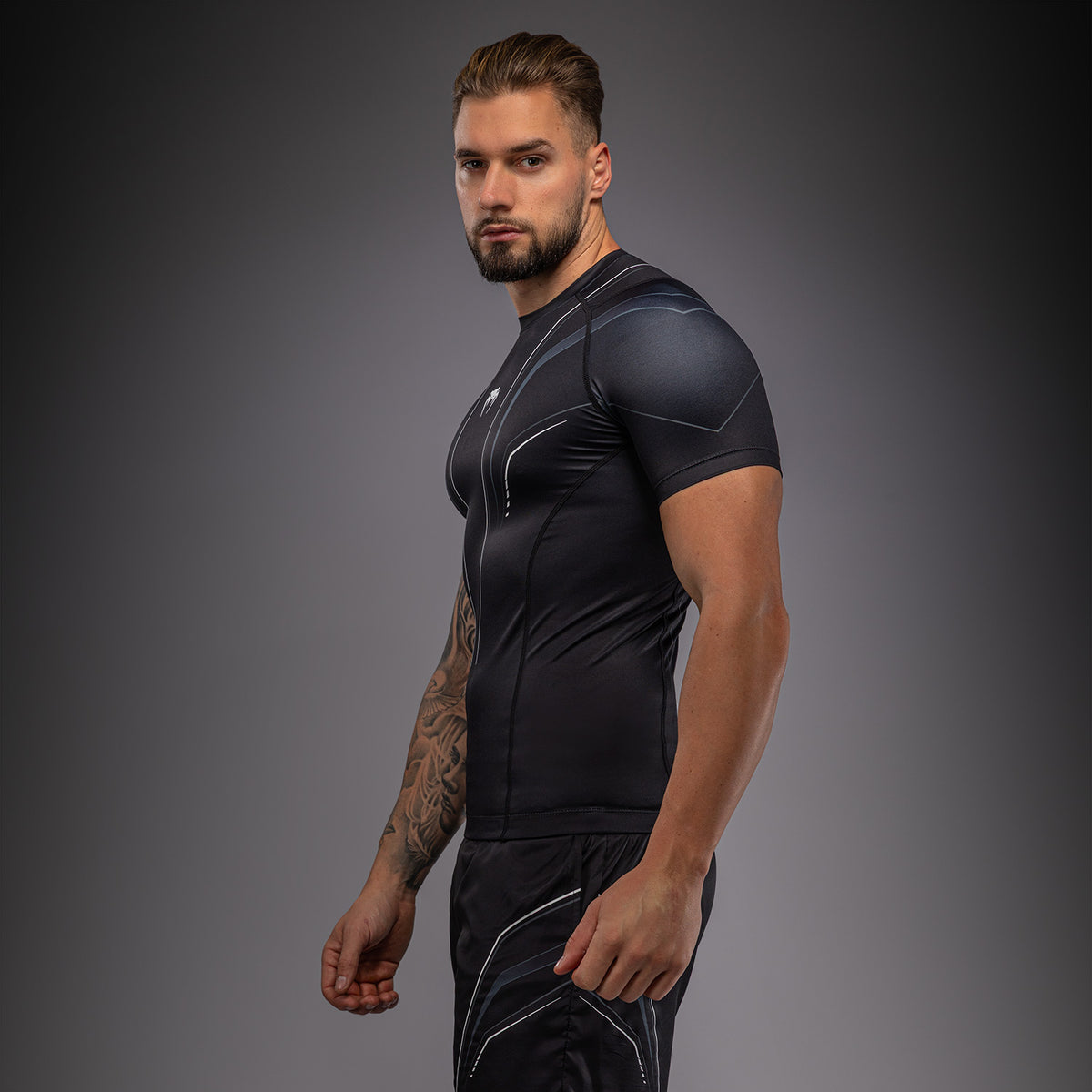 Rashguard à Manches Courtes Venum Streamline – Noir/Blanc - product-type_T-Shirts de Compression