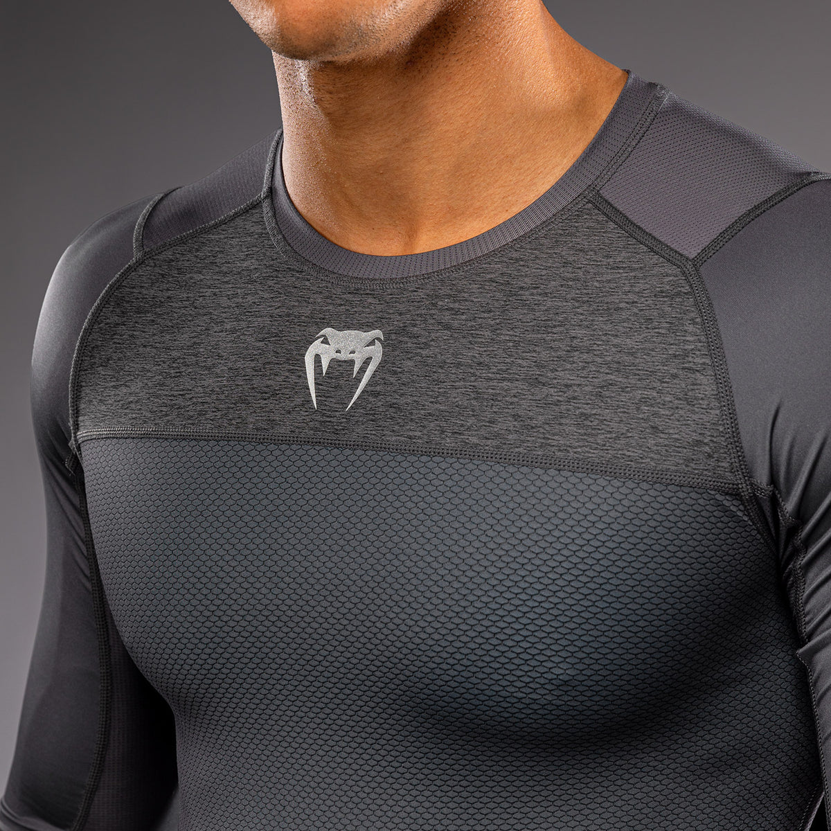 Rashguard manches longues Venum G-Fit Scale - Gris - product-type_T-Shirts de Compression