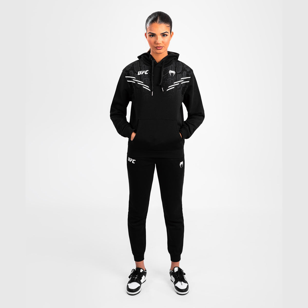 Sweatshirt à Capuche pour Femmes UFC Adrenaline by Venum Replica - Noir - product-type_Sweatshirts