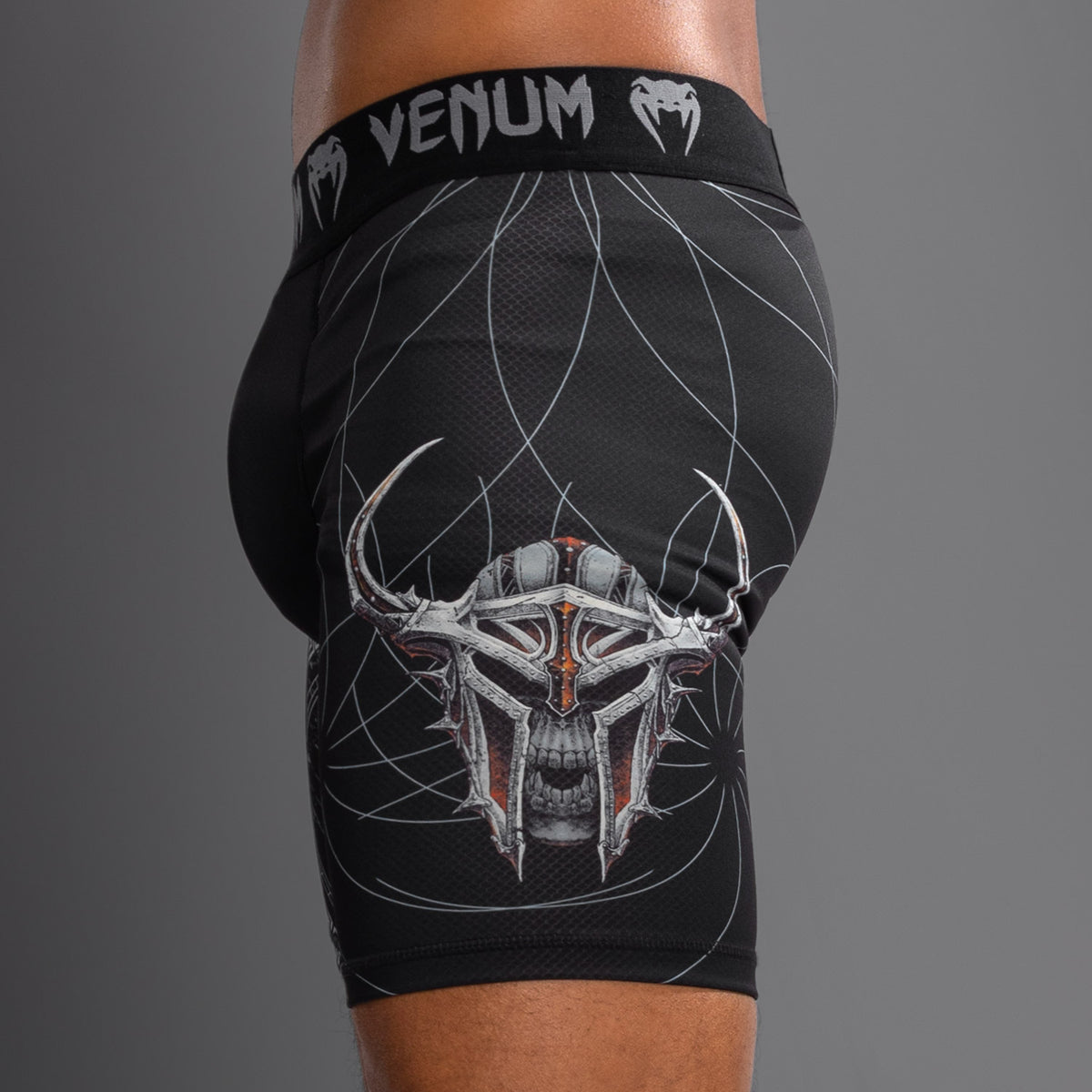 Short de compression pour Hommes Venum Gladiator 5.0 - Noir/Argent - product-type_Shorts de compression