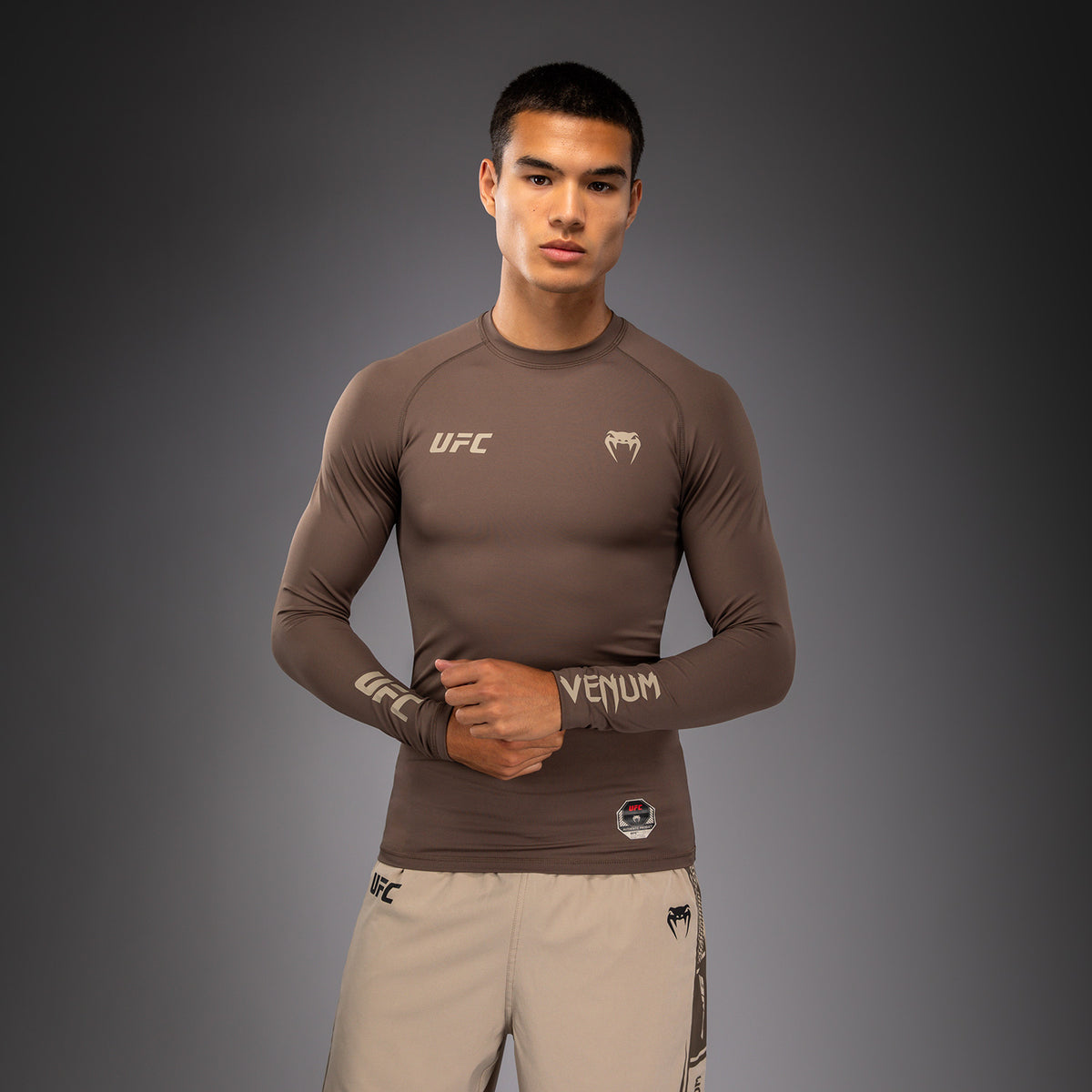 Rashguard à Manches Longues Technique pour Homme Venum UFC Unity by Venum Authentic Fight Week - Marron - product-type_T-Shirts de Compression