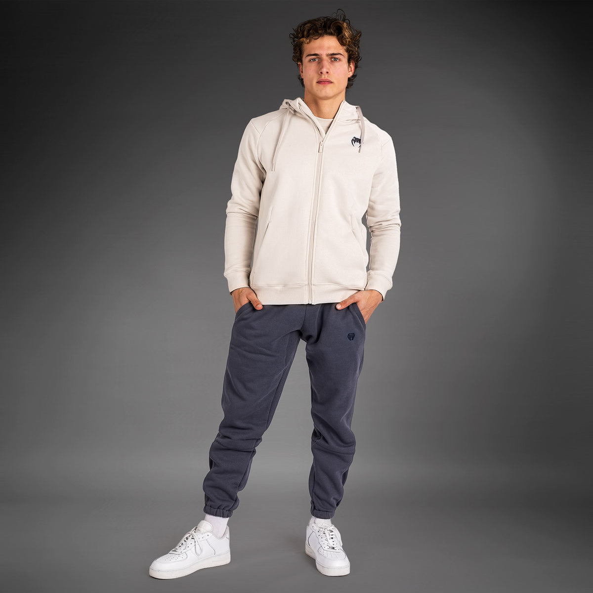 Sweatshirt Zippé à Capuche Venum Strikeland - Greige - product-type_Vestes