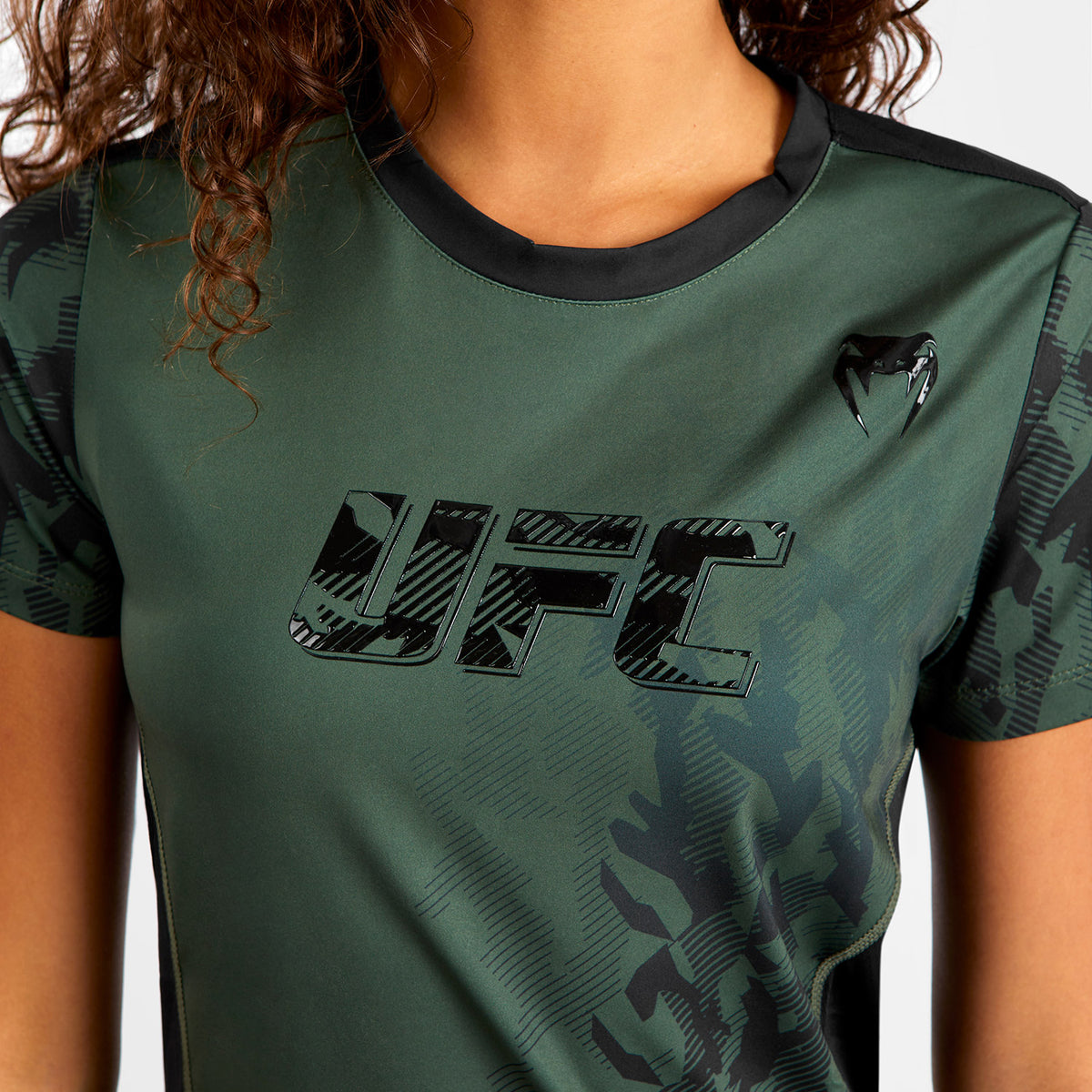 T-shirt Performance à Manches Courtes Femme Venum UFC Authentic Fight Week – Kaki - product-type_T-Shirts Dry Tech