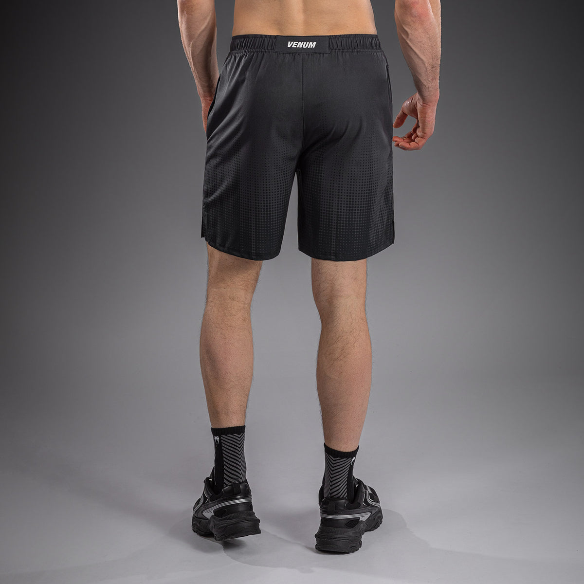 Short d’Entraînement Venum Stealth – Noir/Blanc - product-type_Shorts de training