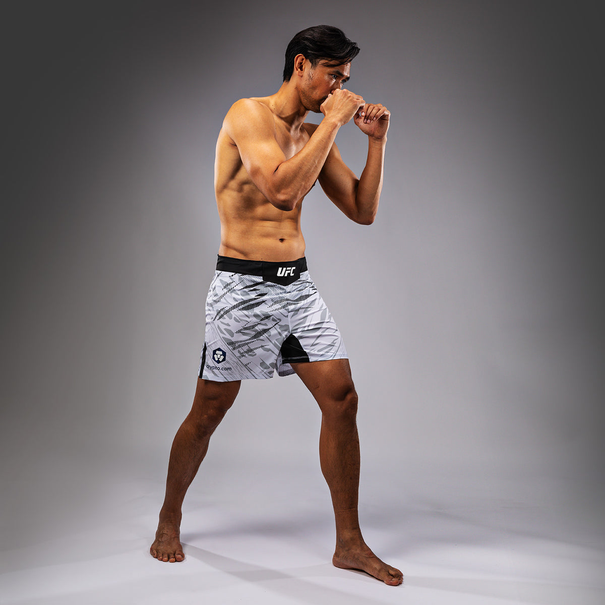 Shorts de Combat pour Hommes UFC Fusion by Venum Authentic Fight Night - Coupe Courte - Blanc - product-type_Shorts de MMA