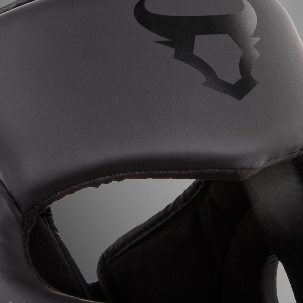 Casque Ringhorns Charger by Venum - Noir/Noir - product-type_Casques de boxe