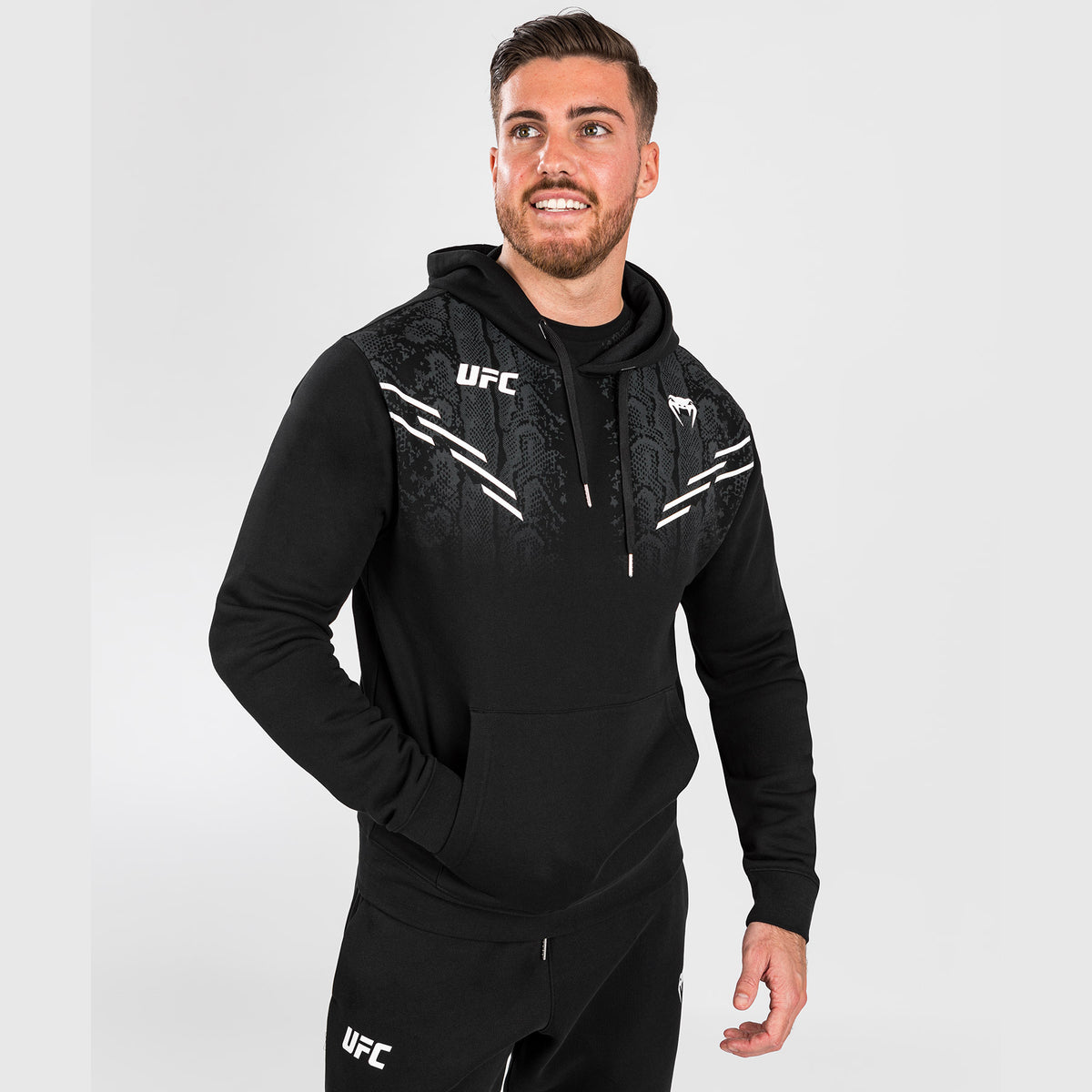 Sweatshirt à Capuche pour Hommes UFC Adrenaline by Venum Replica - Noir - product-type_Sweatshirts