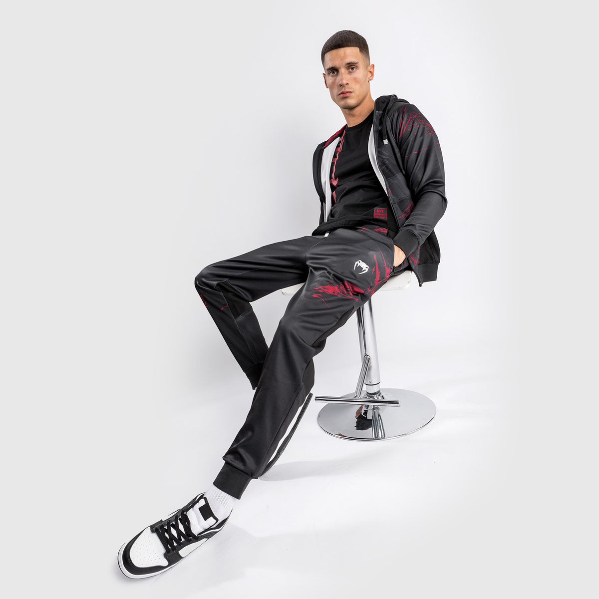 Veste à capuche pour Hommes UFC Venum Authentic Fight Week 2.0 - Noir/Rouge - product-type_Vestes