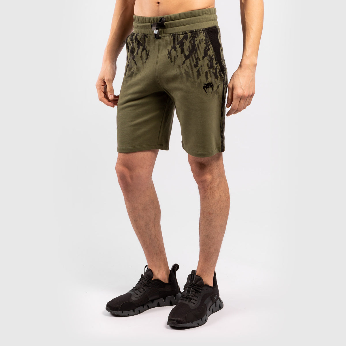 Short de Sport en Coton Homme UFC Venum Authentic Fight Week - Kaki - product-type_Shorts en Coton