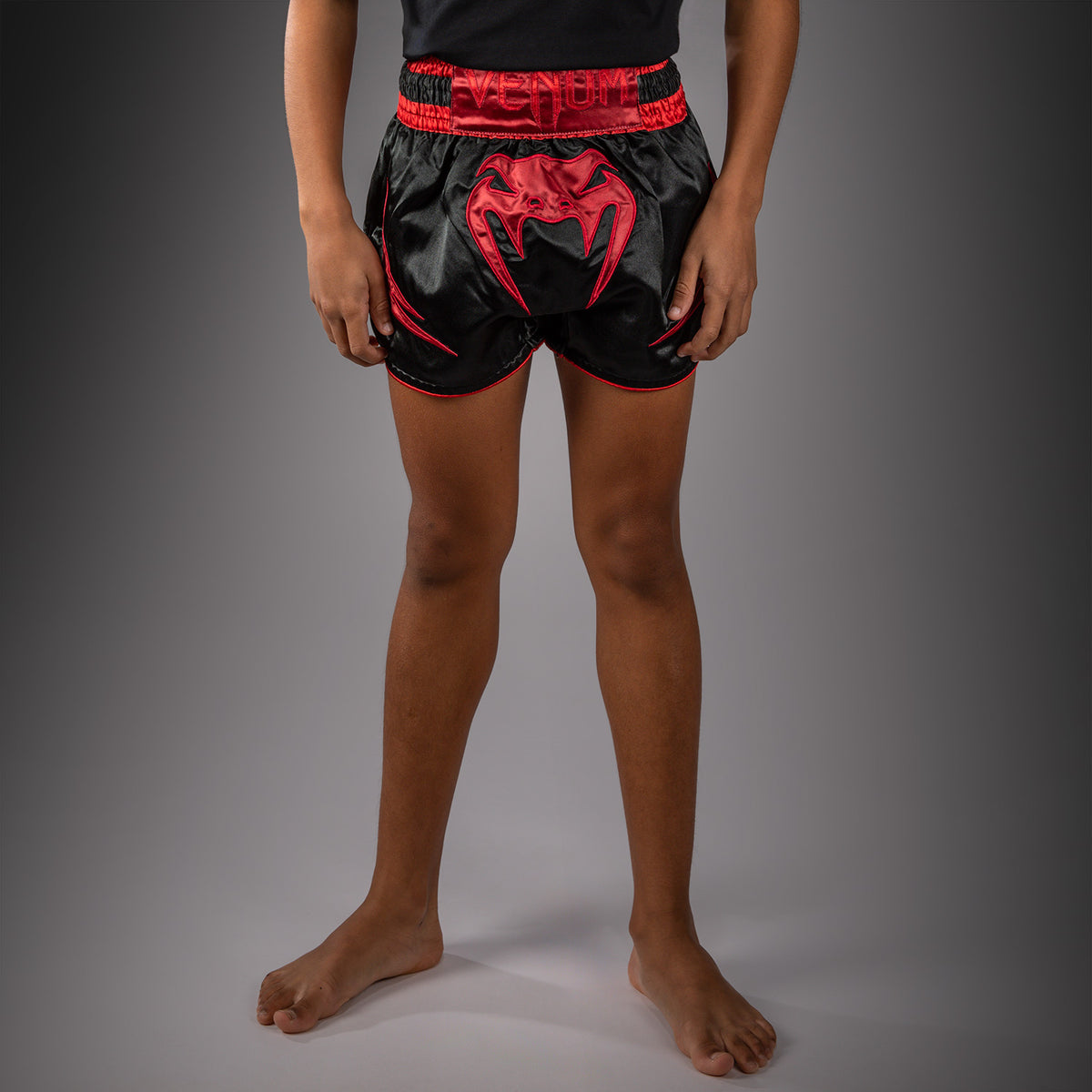 Short de Muay Thaï Pour Enfant Venum Attack - Noir/Rouge - product-type_Shorts de Muay Thai