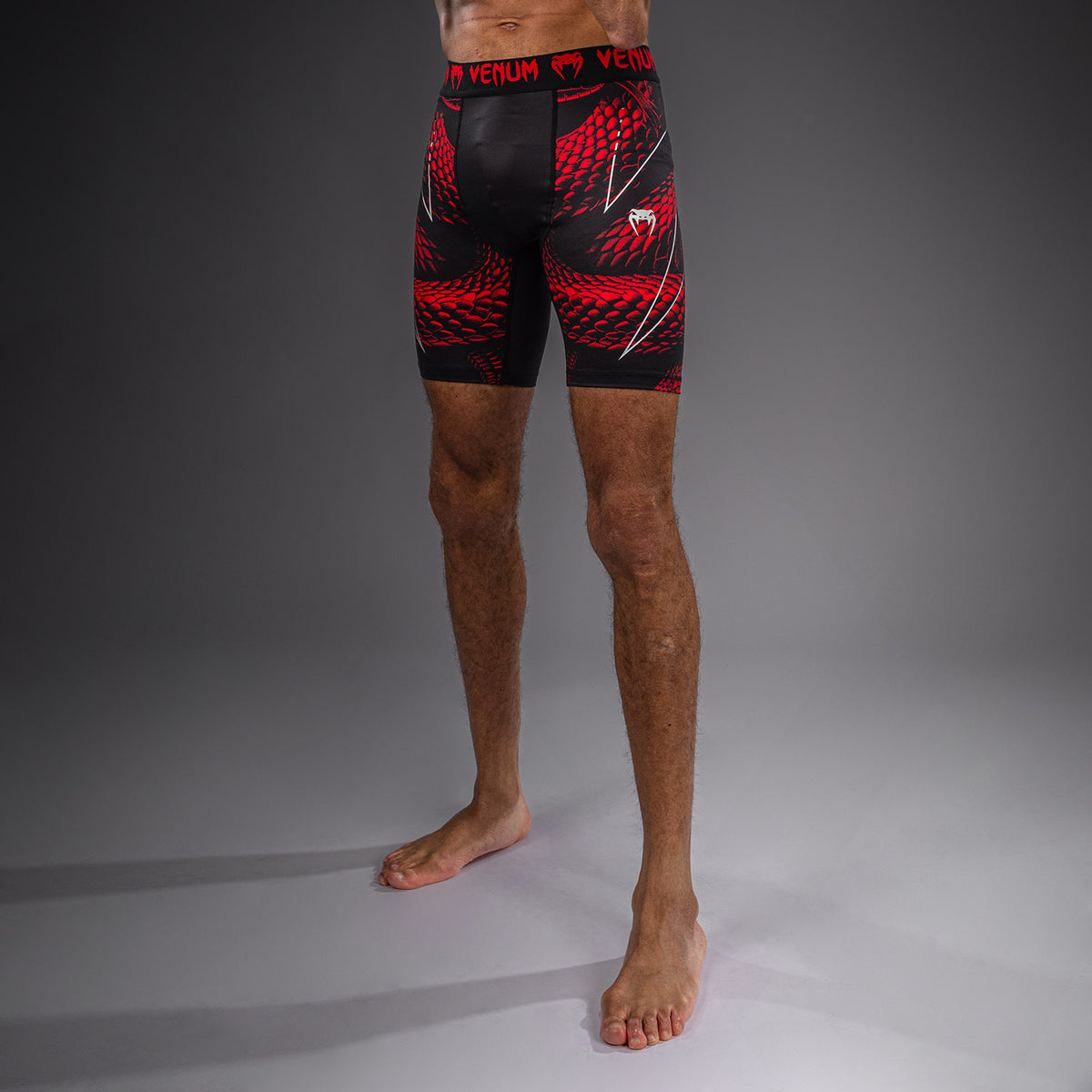 Short de Compression Venum Matupa - Noir/Rouge/Argent - product-type_Shorts de compression