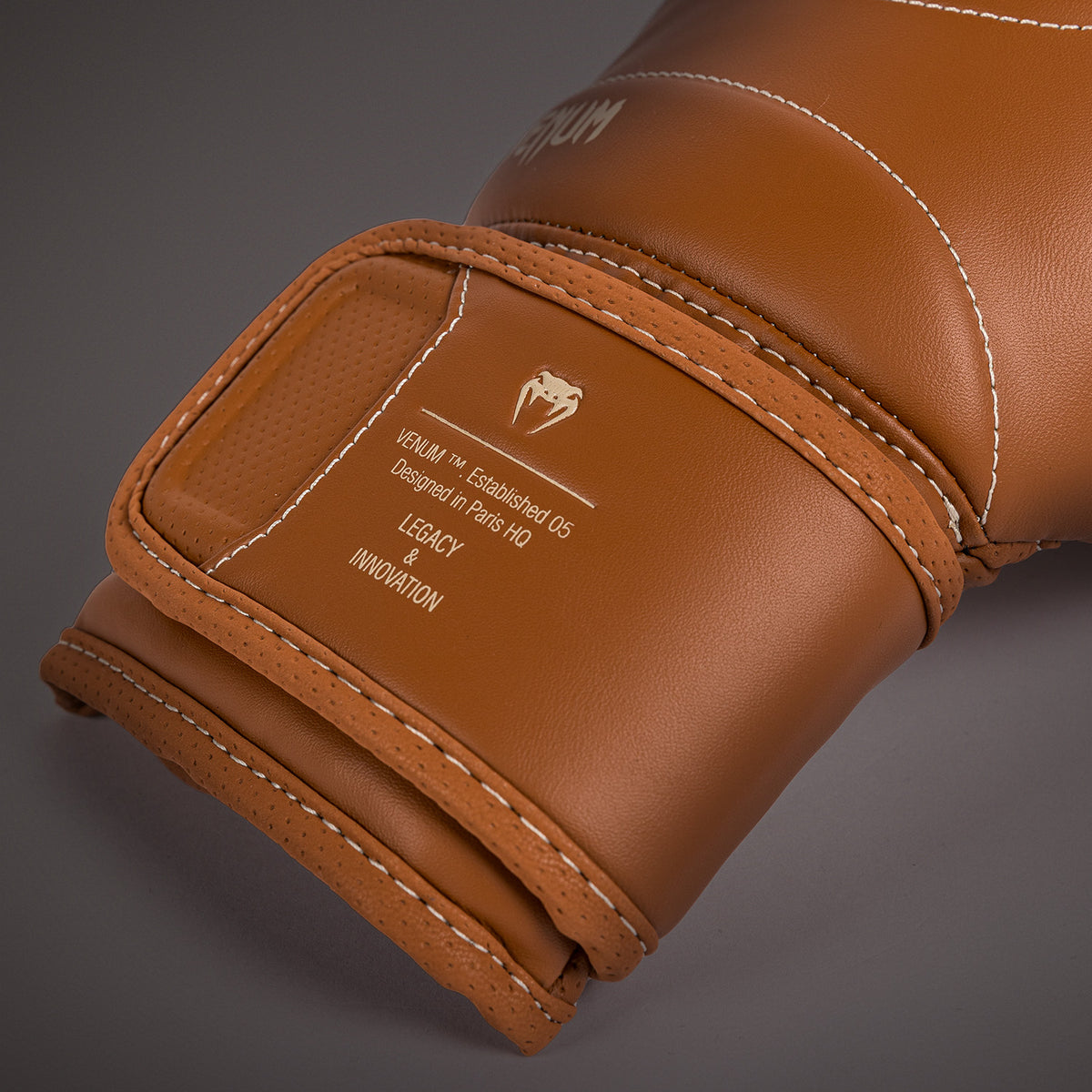 Gants de Boxe Venum Impact Evo - Havana - product-type_Gants de boxe