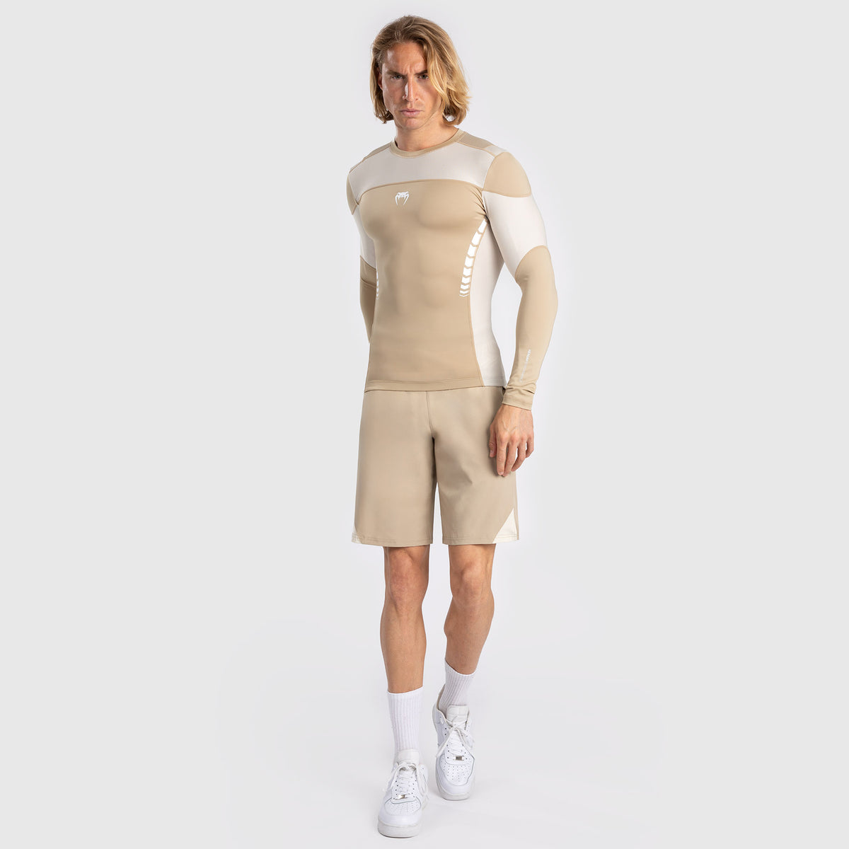 Rashguard À Manches Longues pour Hommes Venum Tempest - Beige/Sable - product-type_T-Shirts de Compression