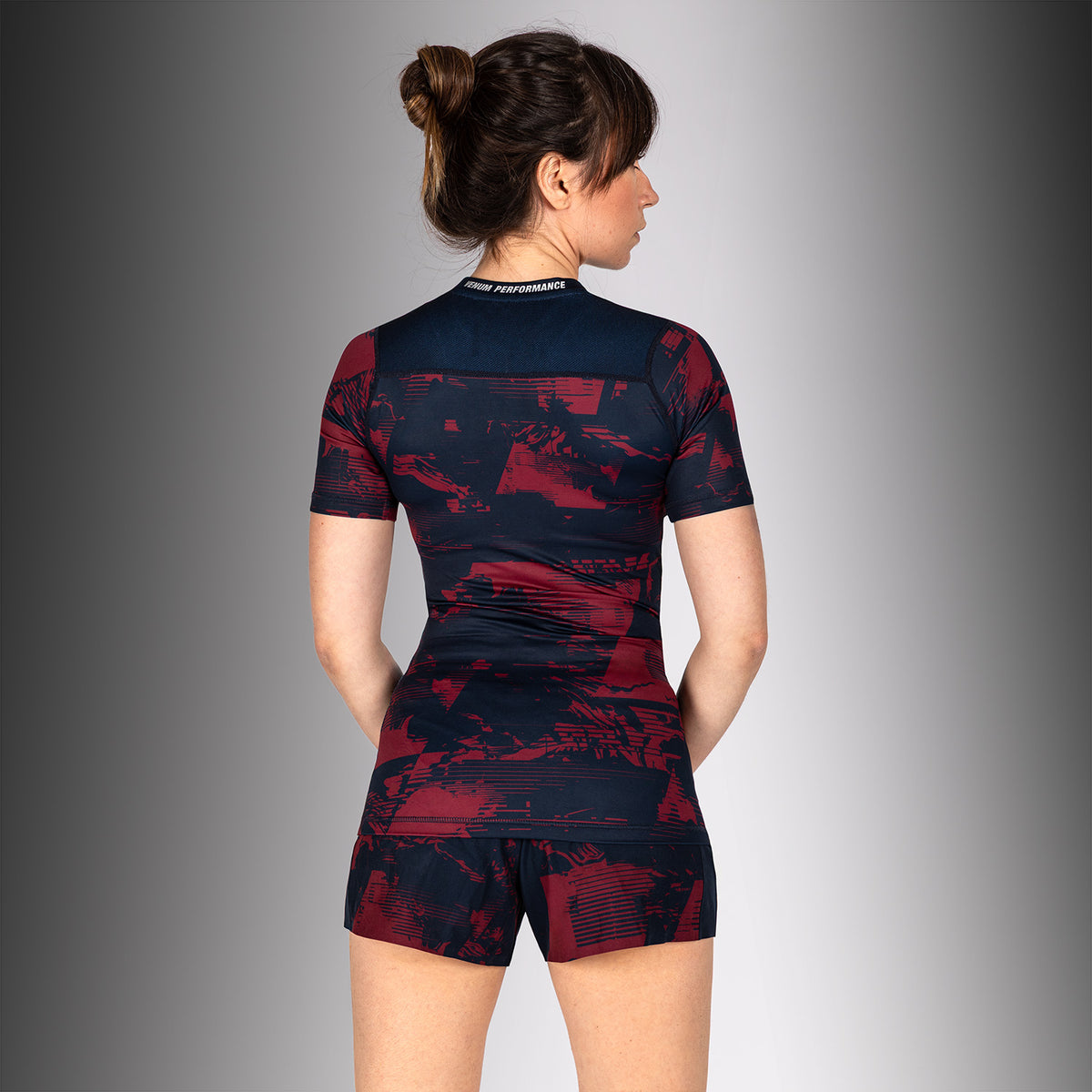 Rashguard manches courtes Performance Femme UFC Zenith by Venum Authentic Fight Week - Bleu marine/Bordeaux/Argent - product-type_T-Shirts de Compression