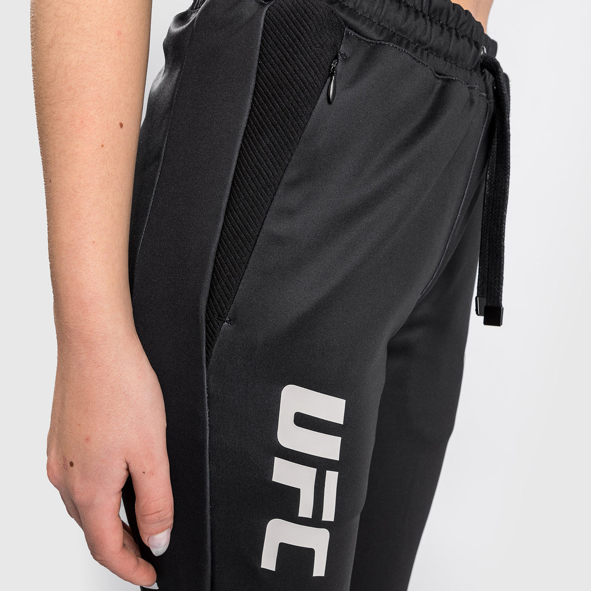 Jogging Femme UFC Venum Authentic Fight Week 2.0 – Noir/Sable - product-type_Pantalons de jogging