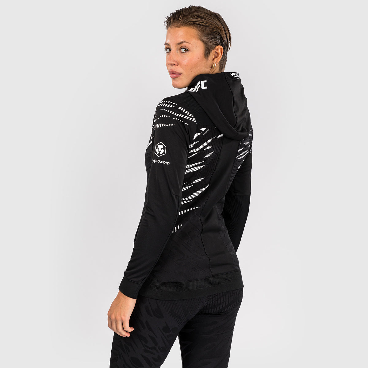 Sweatshirt à Capuche pour Femmes UFC Fusion by Venum Personnalisé Authentic Fight Night - Noir - product-type_Vestes