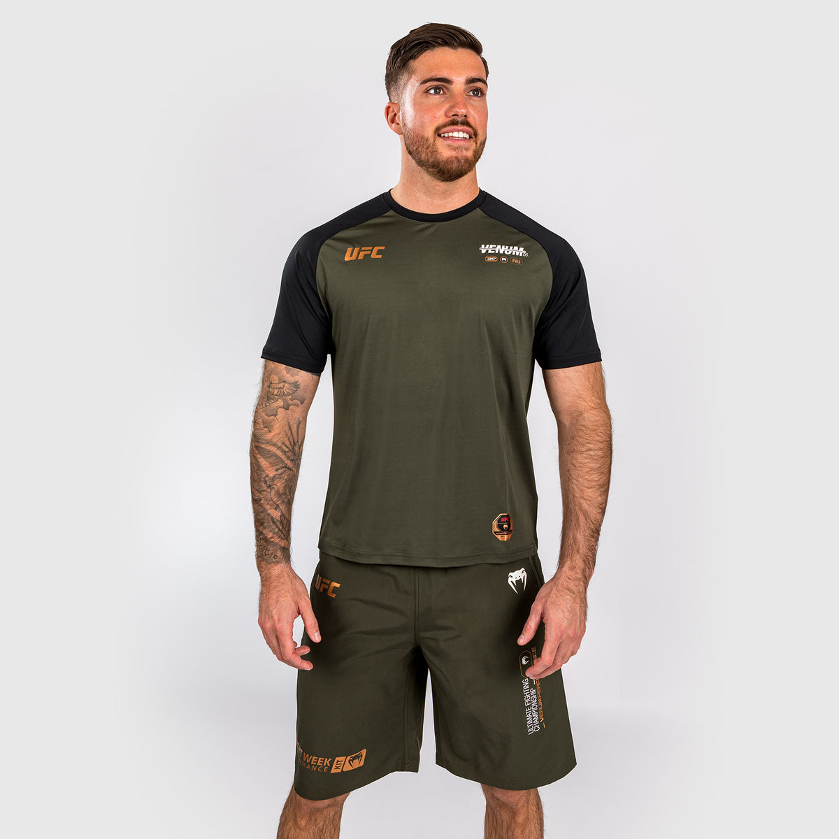 T-shirt Dry-tech pour Hommes UFC Adrenaline by Venum Fight Week - Kaki/Bronze - product-type_T-Shirts Dry Tech