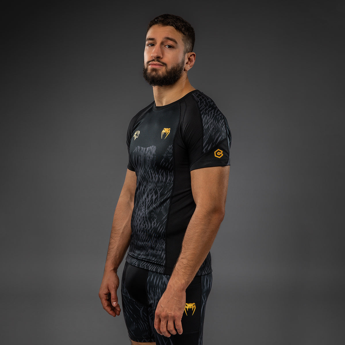 Rashguard à manches courtes Venum x Chimaev - Noir/Gris - product-type_T-Shirts de Compression