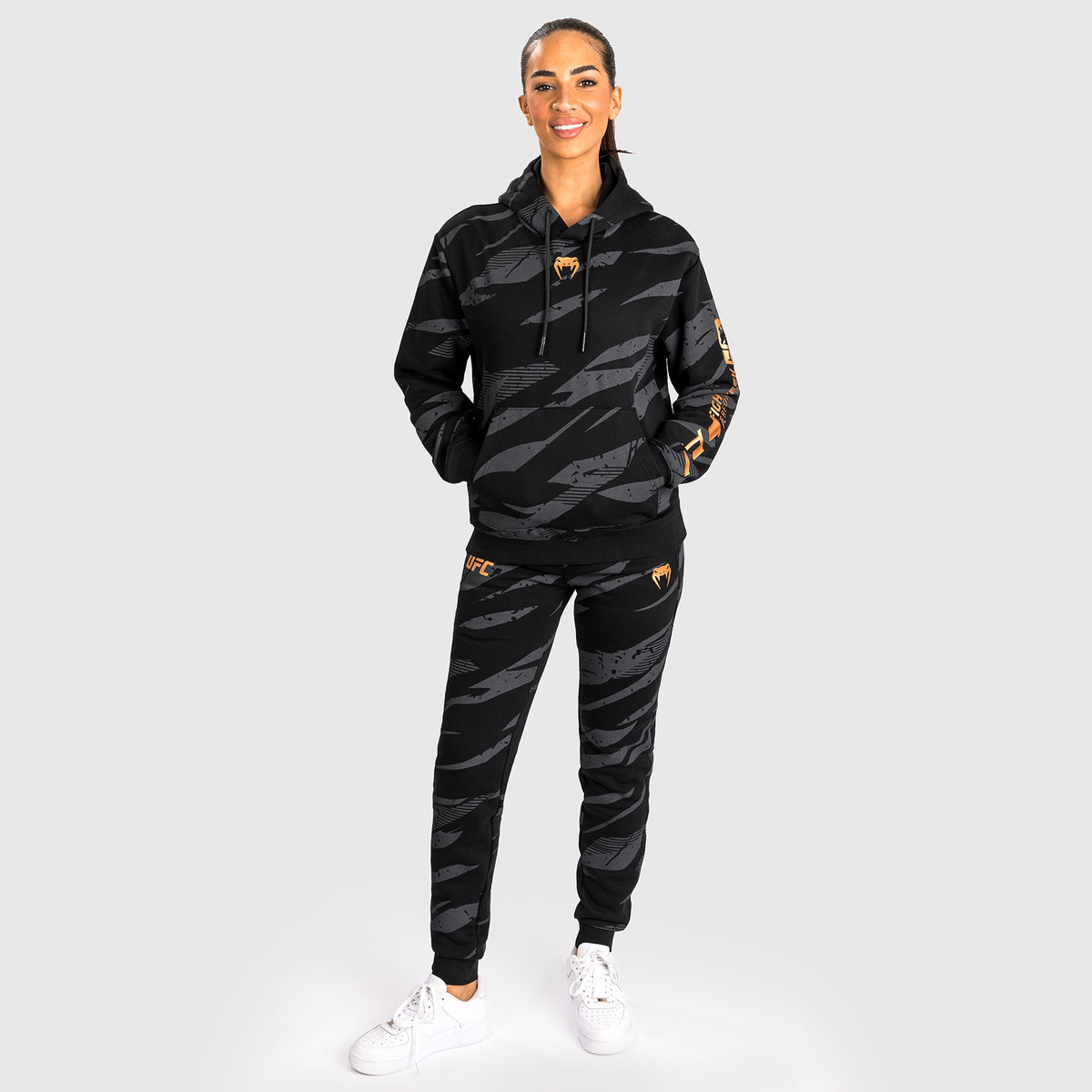 Sweatshirt À Capuche pour Femmes UFC Adrenaline by Venum Fight Week - Urban Camo - product-type_Sweatshirts