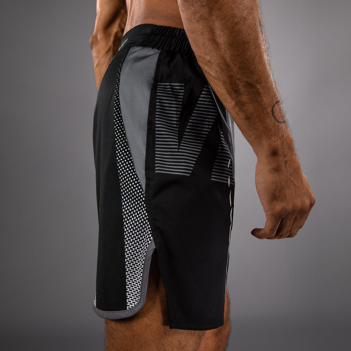 Short de Combat Venum Adrenaline – Noir/Gris Argenté - product-type_Shorts de MMA