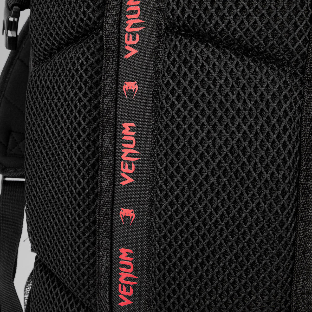 Sac à Dos Venum Challenger Pro Evo (20-25L) – Noir/Rouge - product-type_Sacs de sport