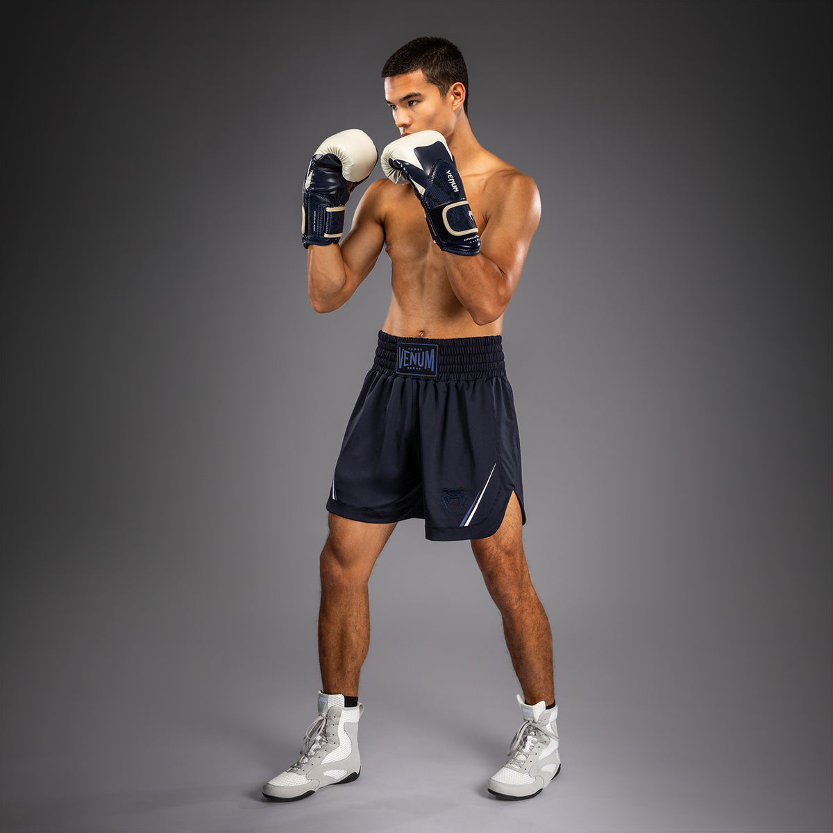 Short de Boxe Venum G-Core - Bleu Marine/Blanc - product-type_Shorts de boxe