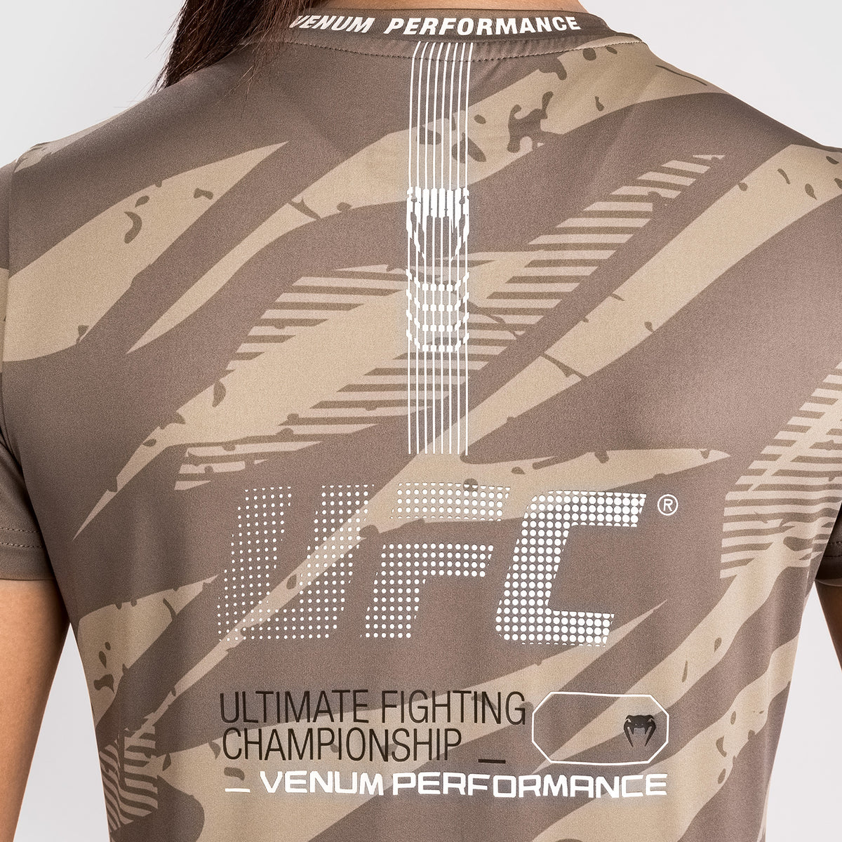T-Shirt Dry-Tech pour Femmes UFC Adrenaline by Venum Fight Week - Desert Camo - product-type_T-Shirts Dry Tech