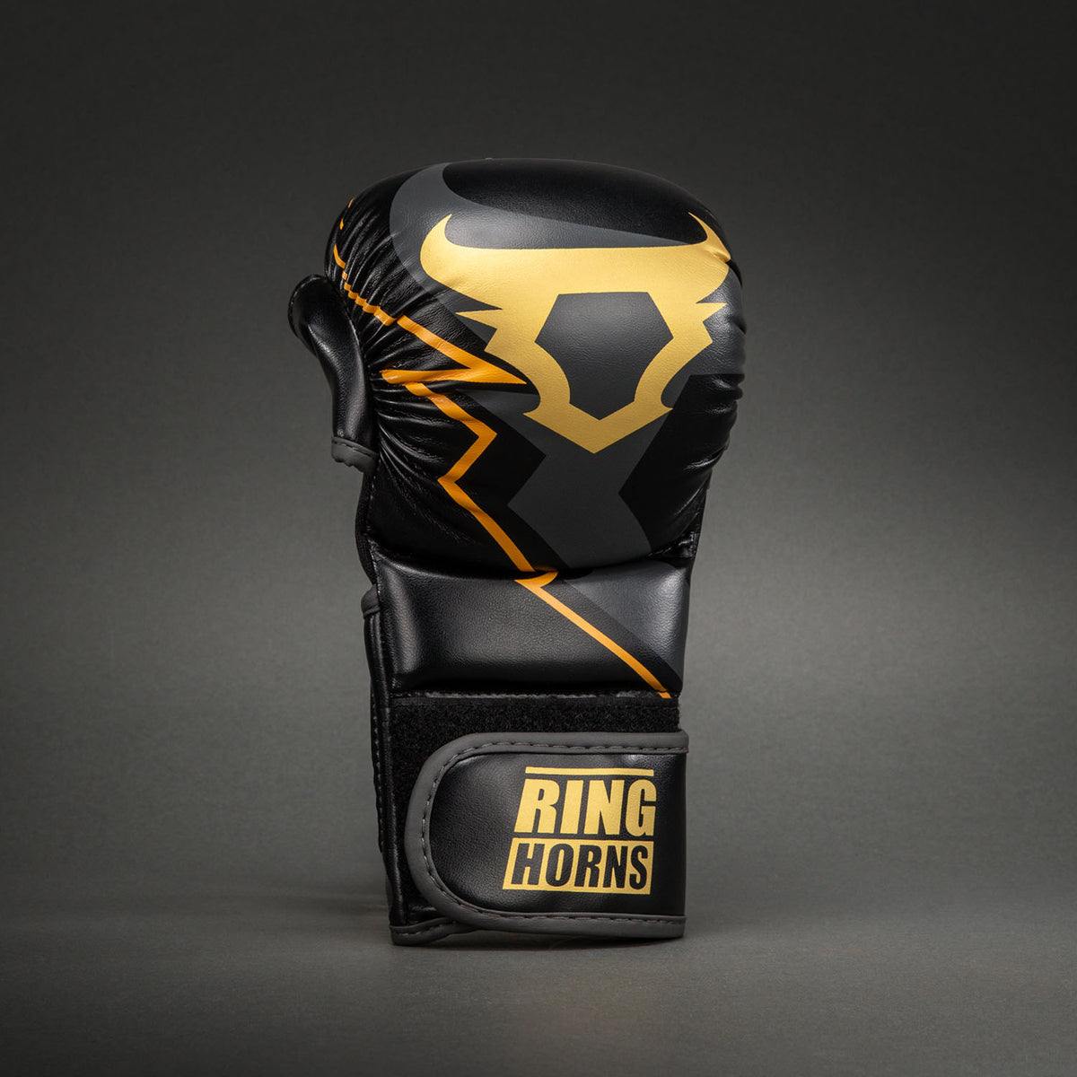 Gants de sparring MMA Ringhorns Charger by Venum - Noir/Or - product-type_Gants de Sparring