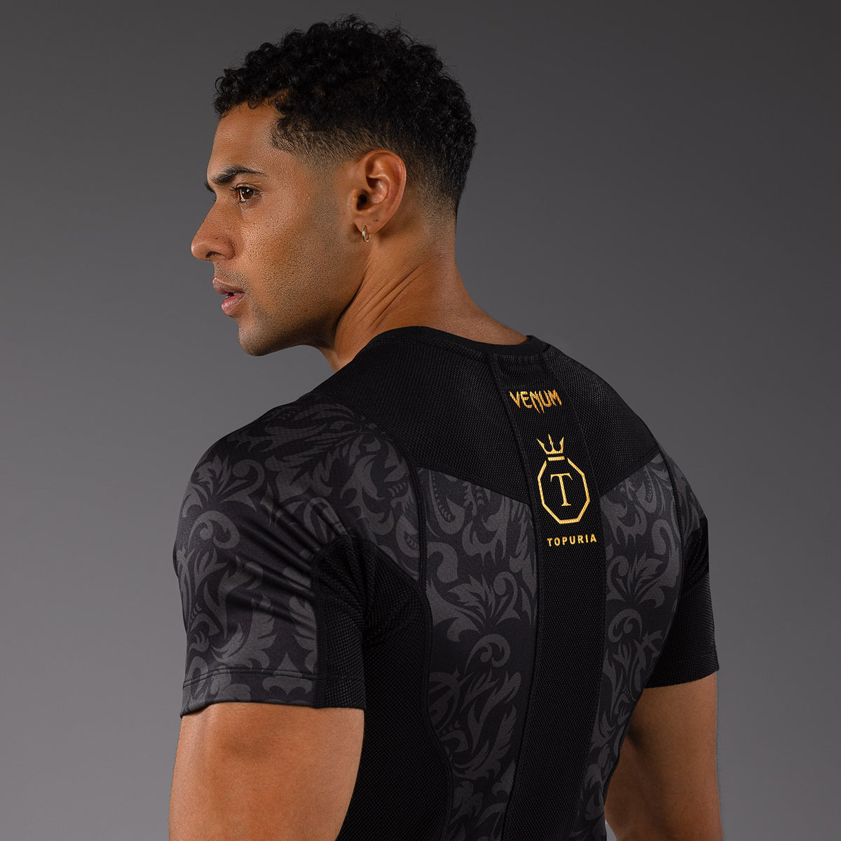 Rashguard Venum x Topuria Unmatched Edition - Noir/Doré - product-type_T-Shirts de Compression