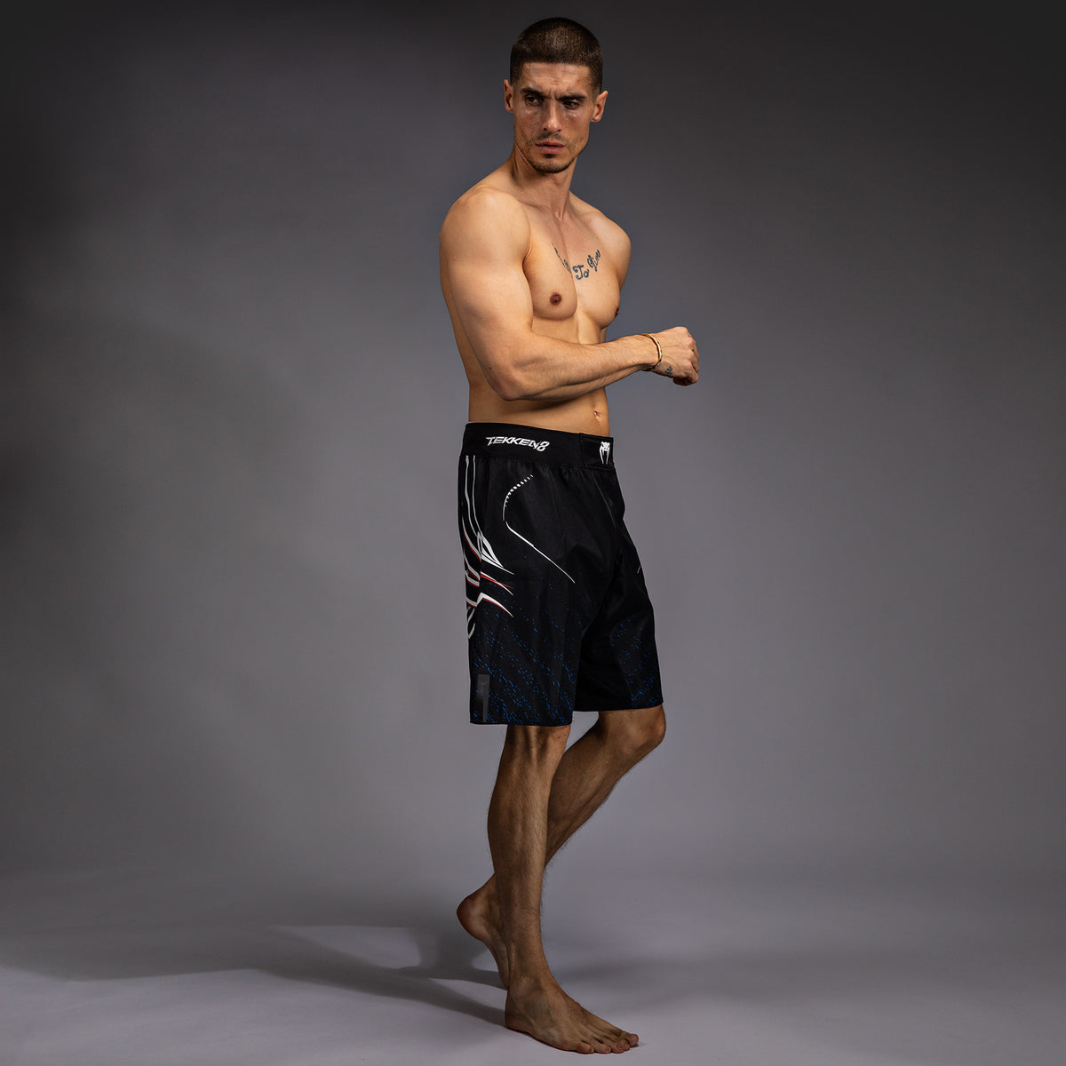 Short de combat Venum x TEKKEN 8 - Jin Kazama - Bleu/Noir/Blanc - product-type_Shorts de MMA