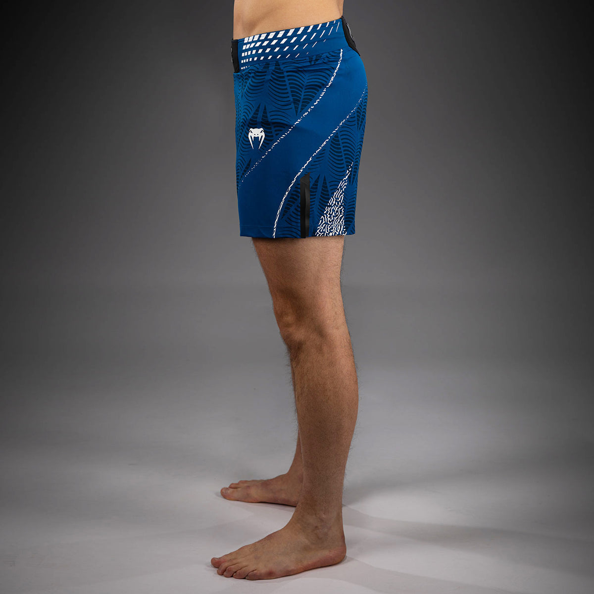 Short de combat coupe courte Homme UFC Zenith by Venum Authentic Fight Night - Bleu - product-type_Shorts de MMA