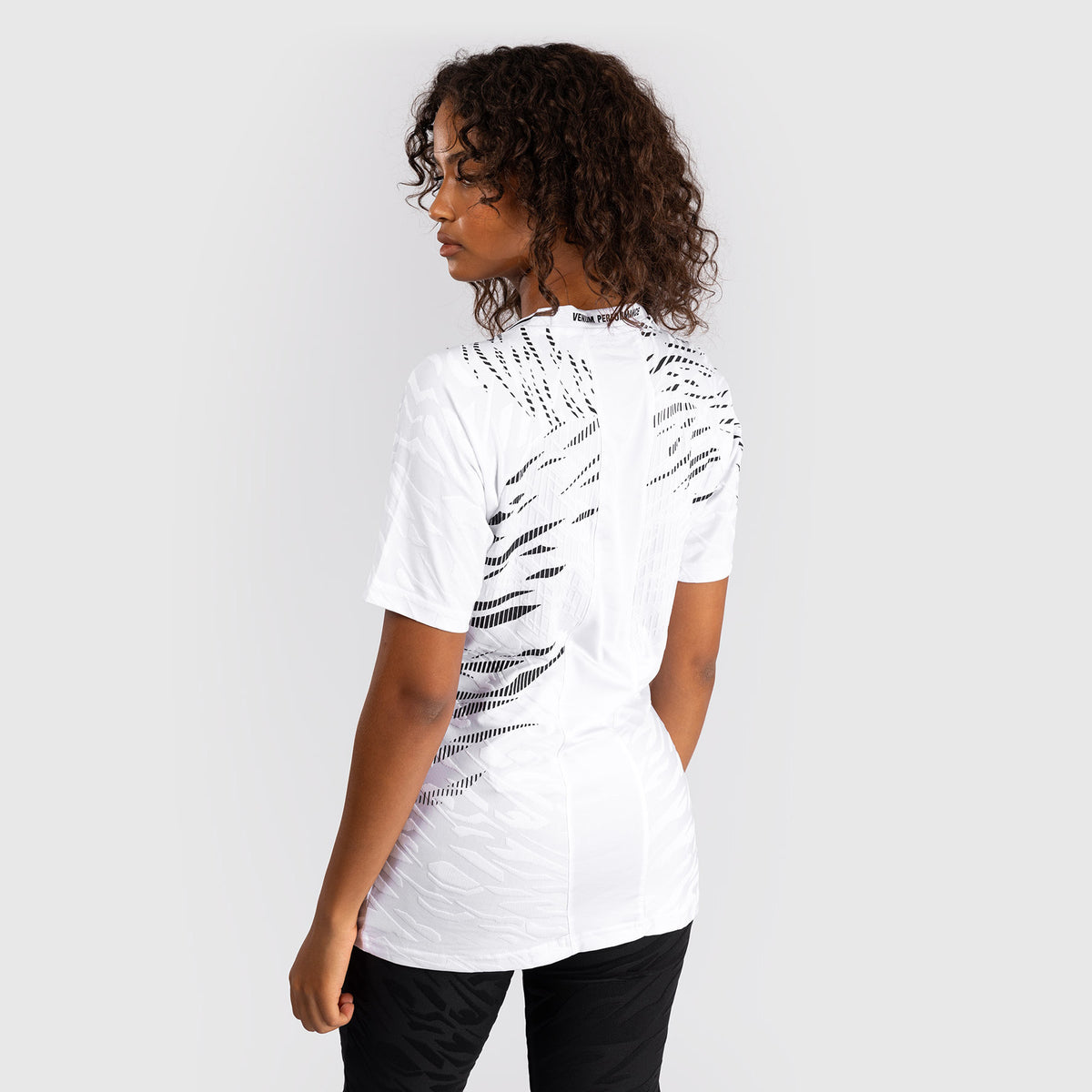 T-shirt Dry-Tech pour Femmes UFC Fusion by Venum Personnalisé Authentic Fight Night - Blanc - product-type_T-Shirts Dry Tech