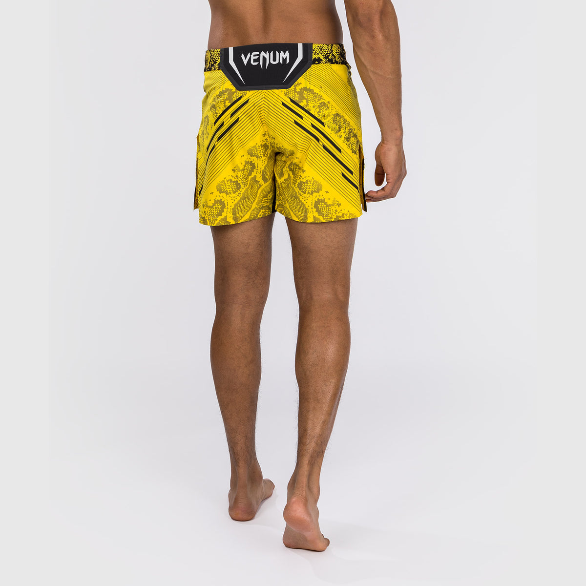 Short de combat personnalisé Coupe courte pour Hommes UFC Adrenaline by Venum Authentic Fight Night – Jaune - product-type_Shorts de MMA
