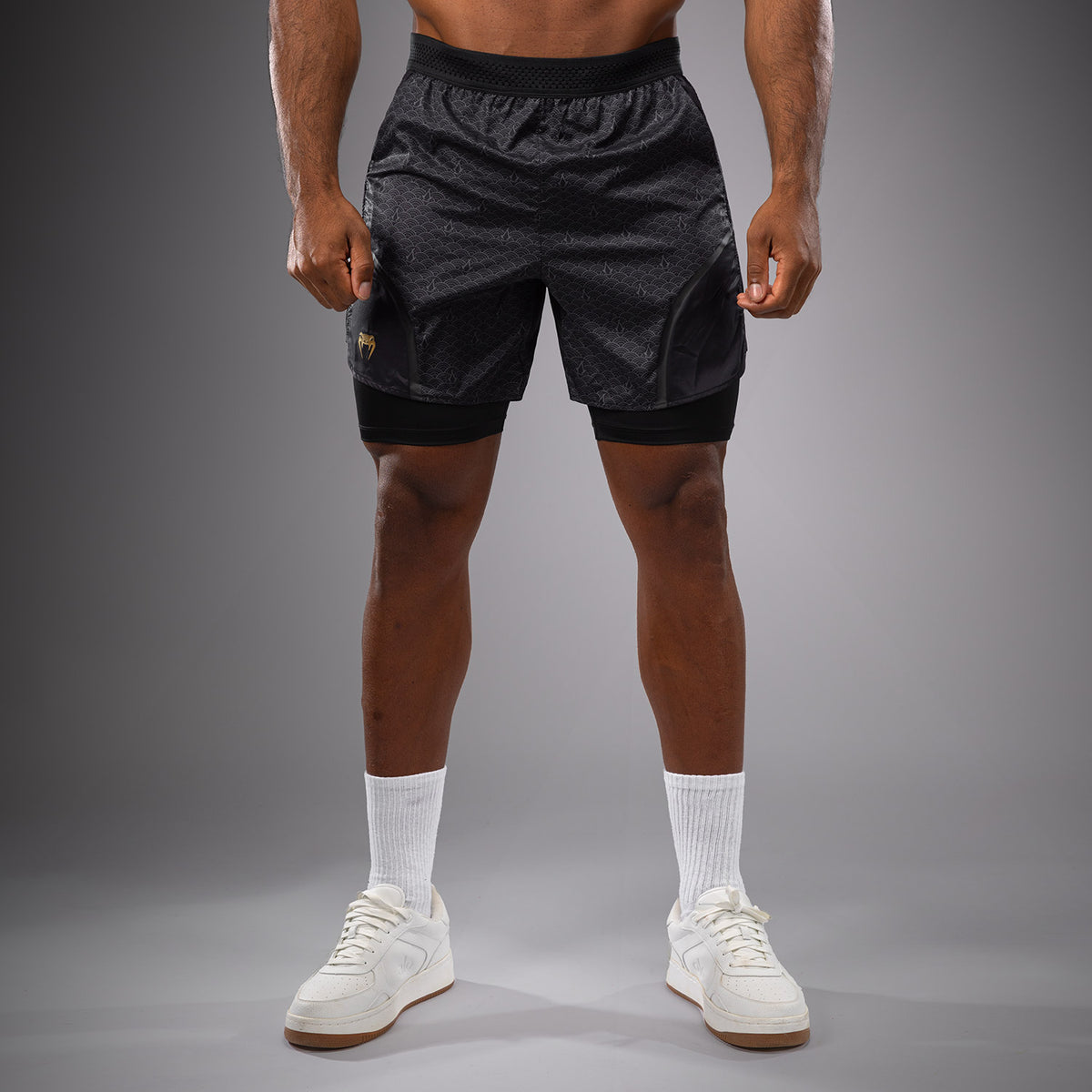 Short d'entraînement Venum x Assassin's Creed Shadows - Noir/Or - product-type_Shorts de training