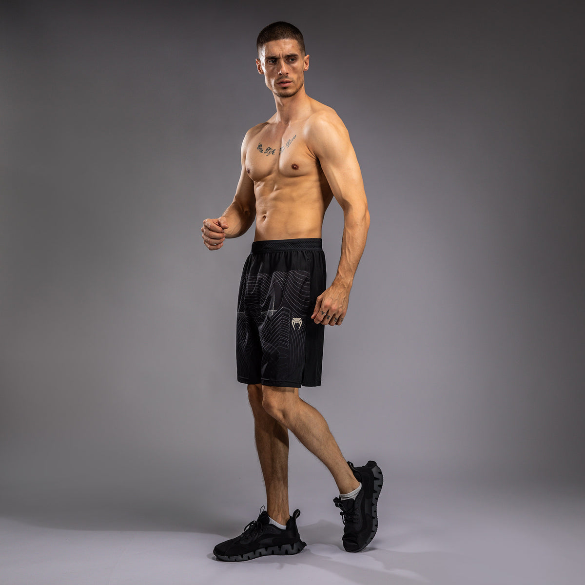 Short d'entraînement Venum G-Fit Air pour Hommes - Noir Intense/Sable Désert - product-type_Shorts de training