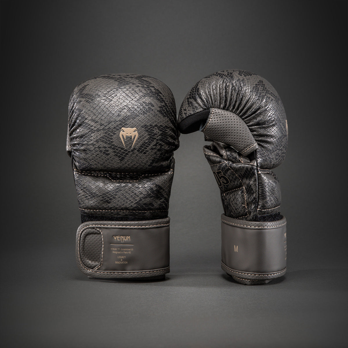 Gants de sparring MMA Venum Impact Evo Scales - Gris foncé - product-type_Gants de Sparring