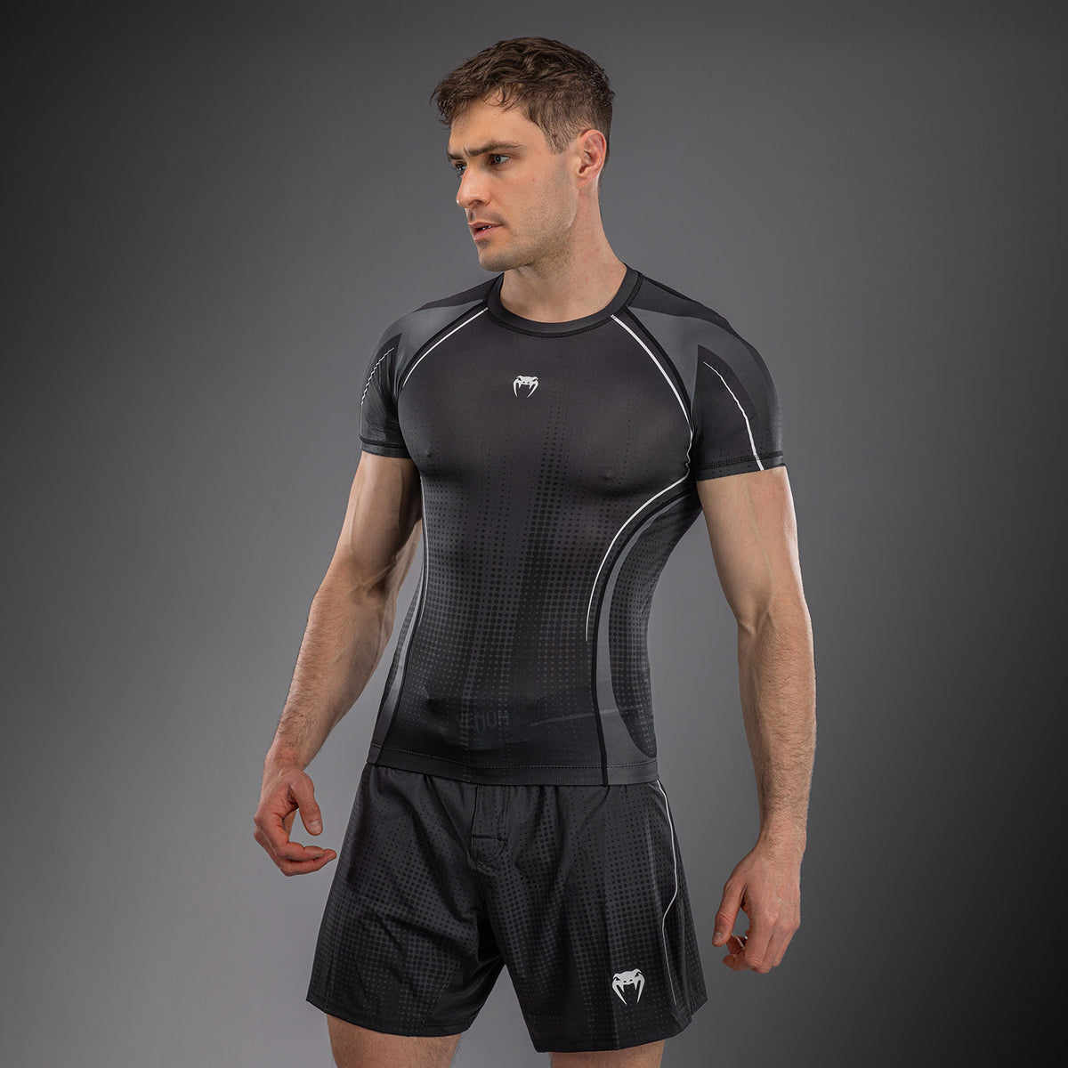 Rashguard à Manches Courtes Venum Stealth – Noir/Blanc - product-type_T-Shirts de Compression