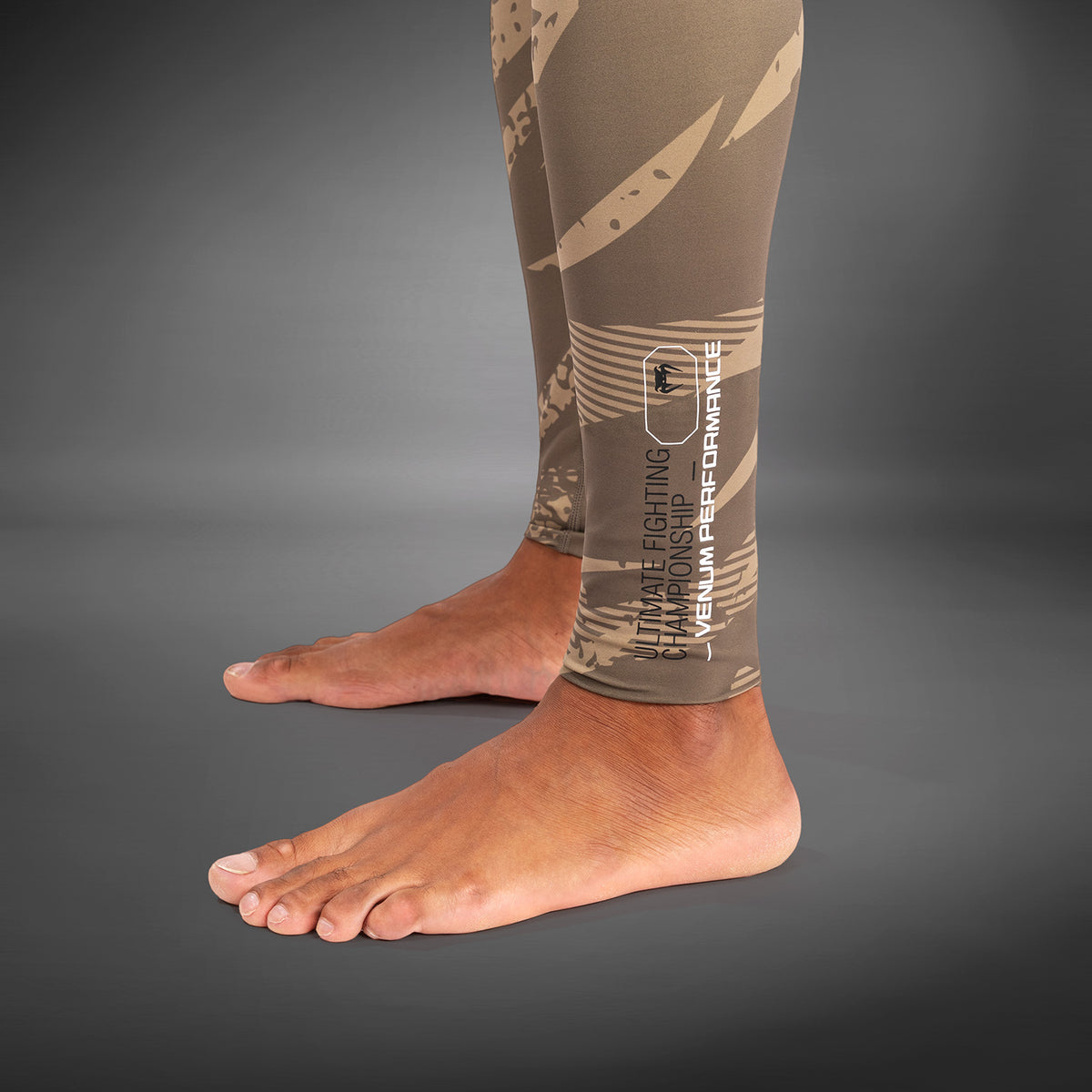 Pantalon de Compression pour Hommes UFC Adrenaline by Venum Fight Week Performance - Desert Camo - product-type_Pantalons de Compression