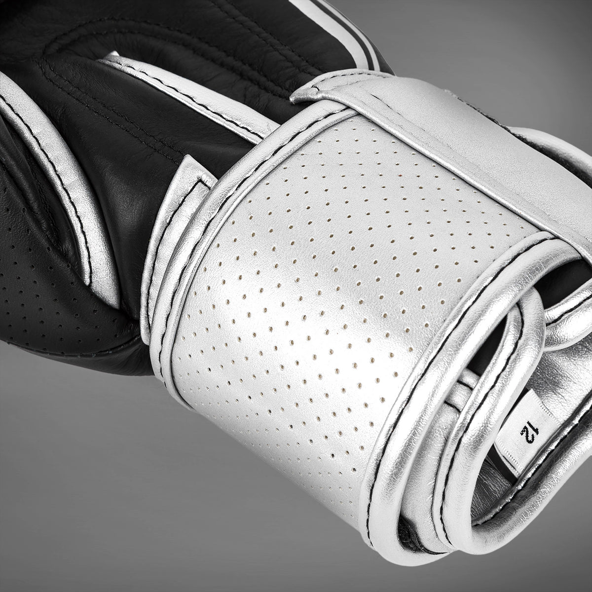 Gants de boxe Venum Power 2.0 - Noir/Argent - product-type_Gants de boxe