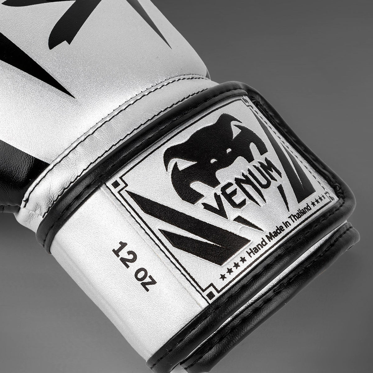 Gants de boxe Venum Elite - Argent/Noir - product-type_Gants de boxe