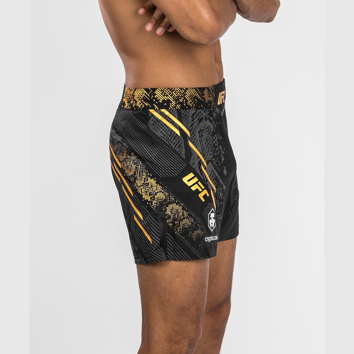 Short de combat personnalisé Coupe courte pour Hommes UFC Adrenaline by Venum Authentic Fight Night – Noir/Or - product-type_Shorts de MMA