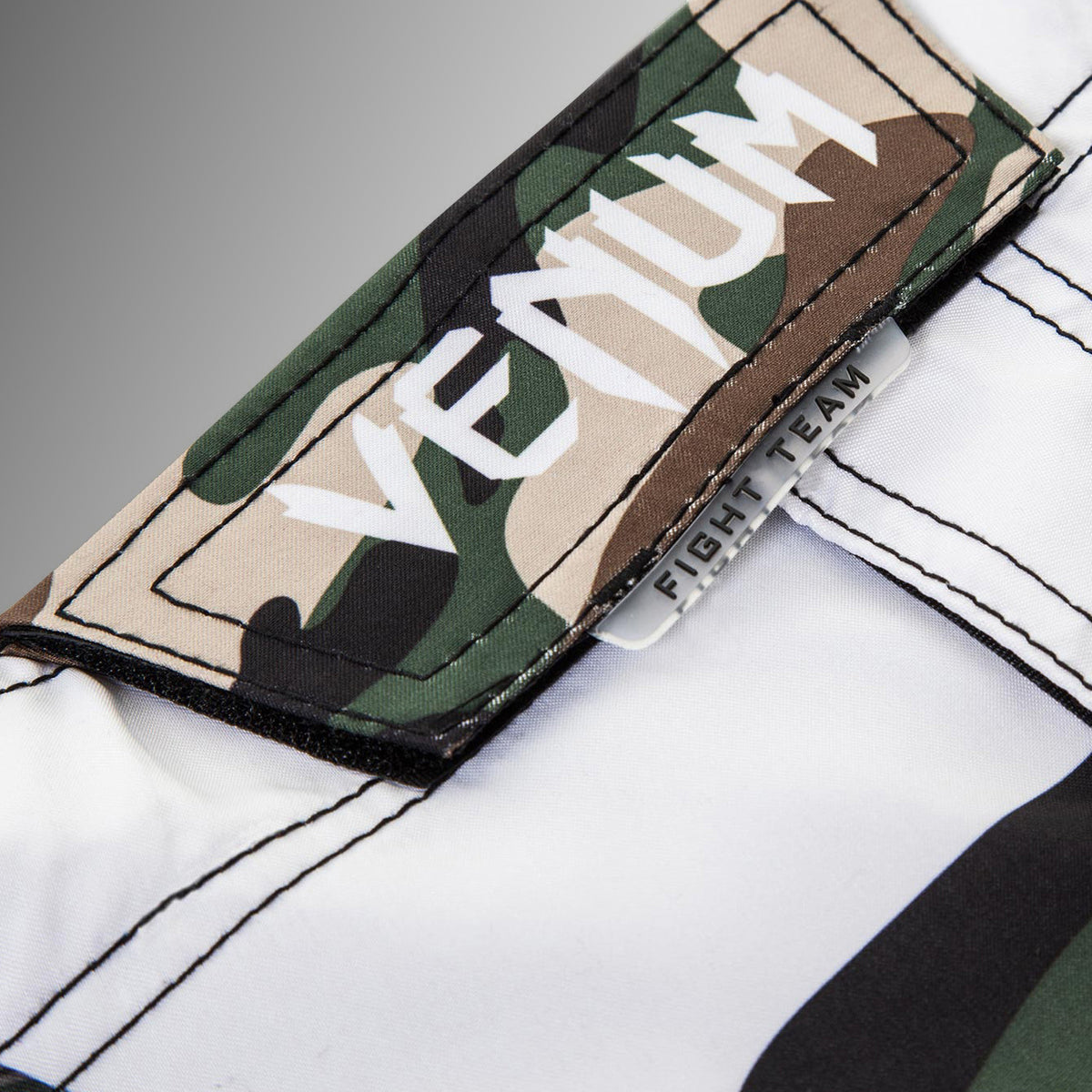 Fightshort Venum Camo Hero - Vert/Marron - product-type_Shorts de MMA