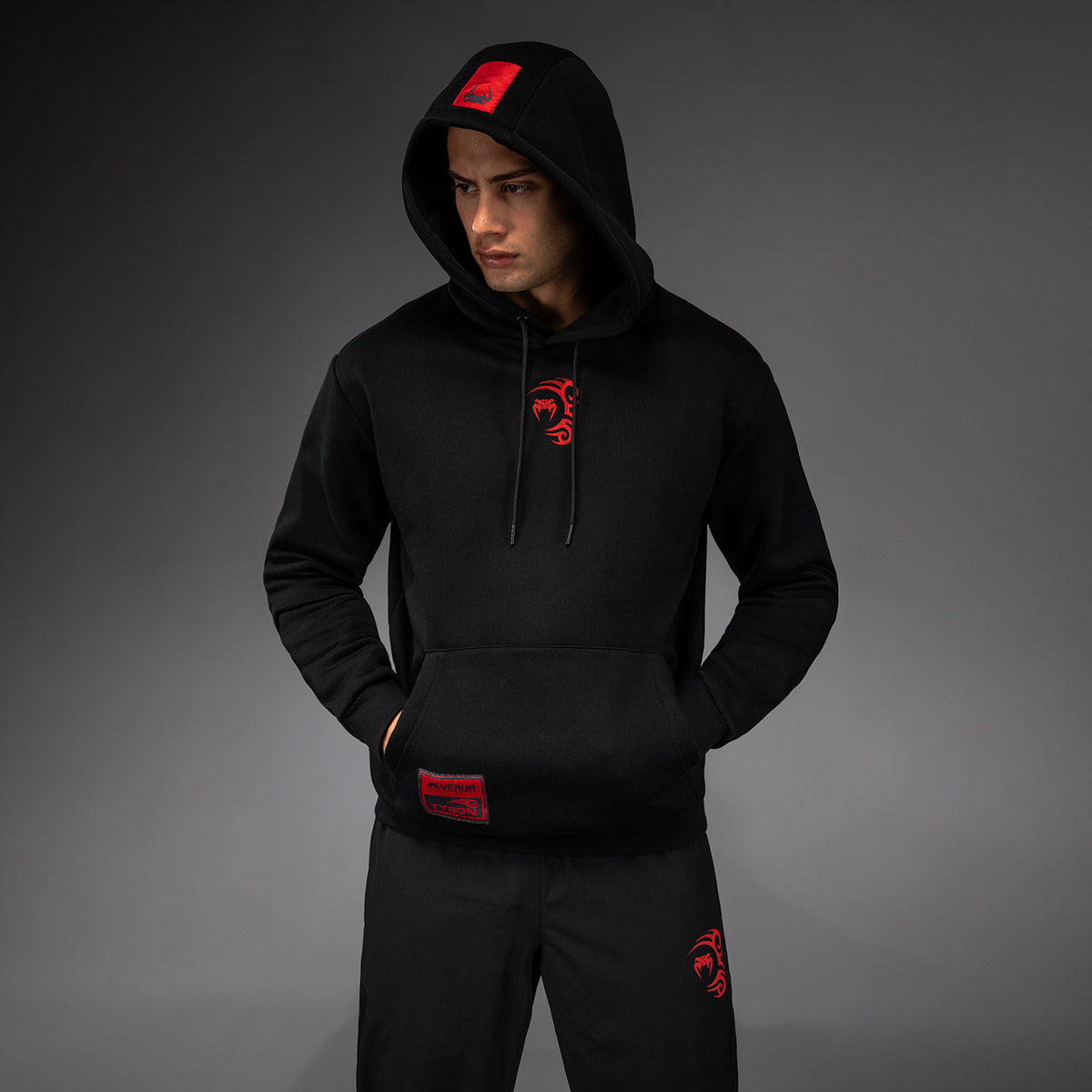 Sweat à capuche Venum x Mike Tyson Tiger - Noir Profond/Rouge Intense - product-type_Sweatshirts