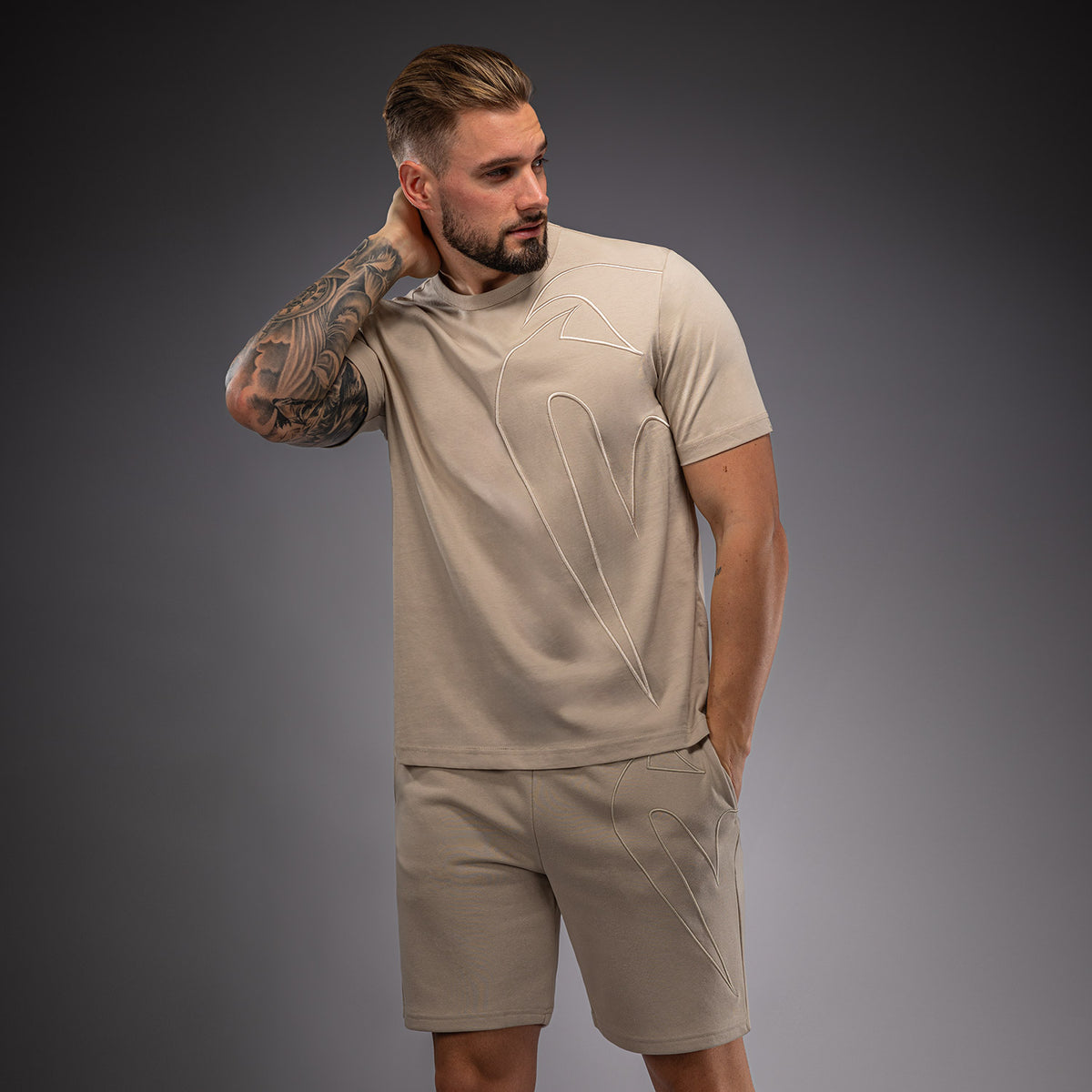 T-shirt Venum Giant 3D – Beige - product-type_T-Shirts