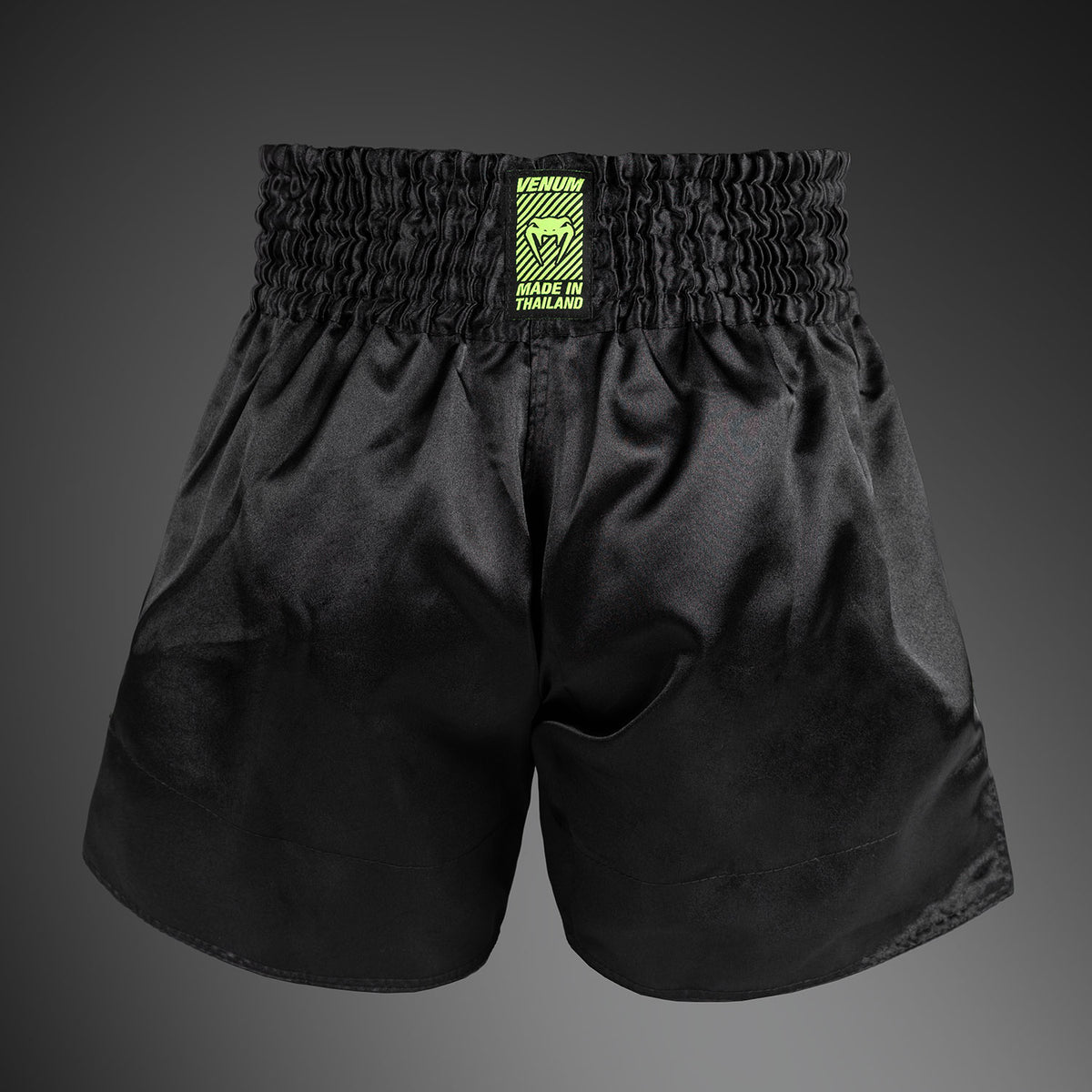 Short de Muay Thai Venum Classic Evo - Noir/Jaune Néon - product-type_Shorts de Muay Thai