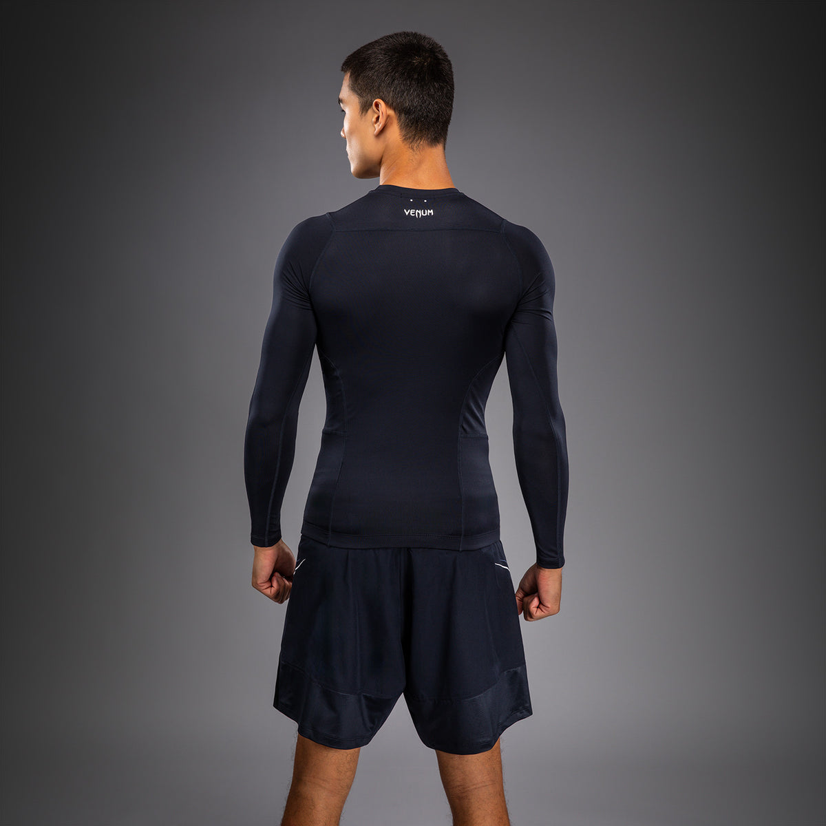 Rashguard à Manches Longues Venum G-Core - Bleu Marine/Blanc - product-type_T-Shirts de Compression